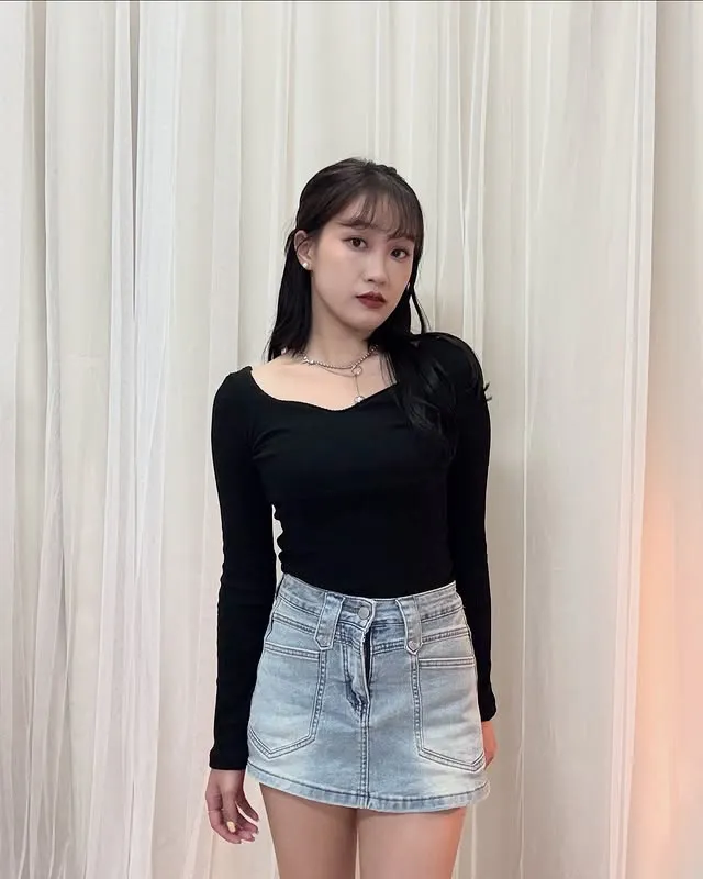 正韓心型領羅紋針織上衣