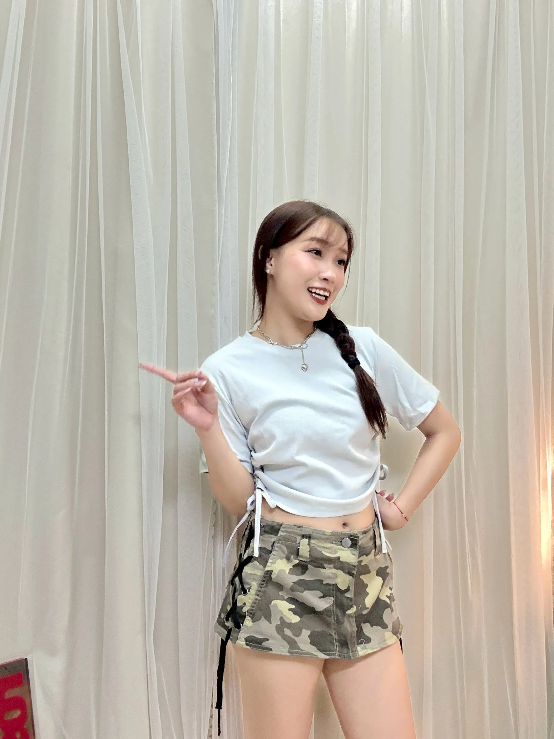 韓風日常-下抽繩圓領短T