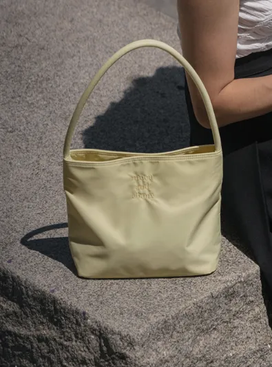 MUCU單肩爆款小包