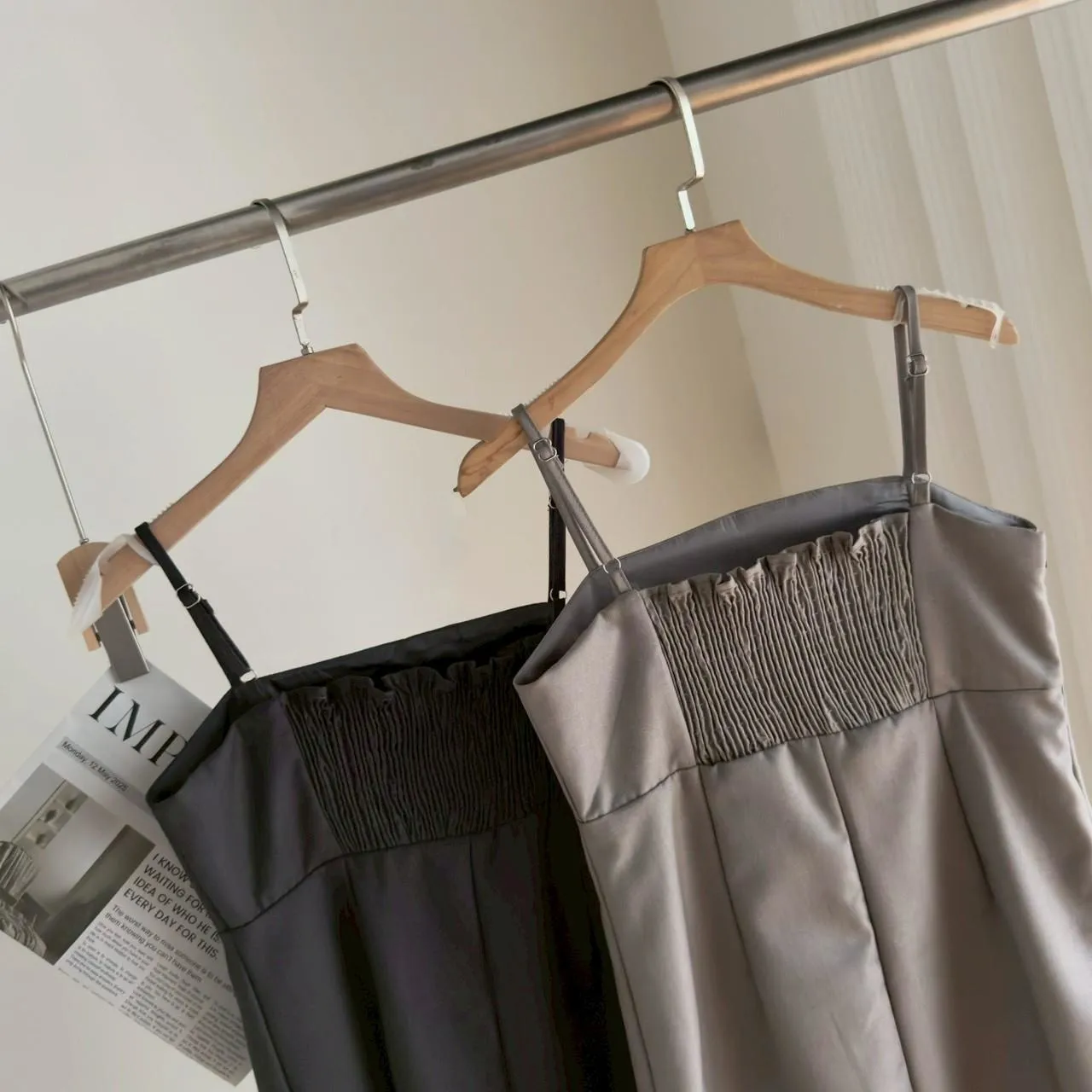 西裝細肩短洋裝