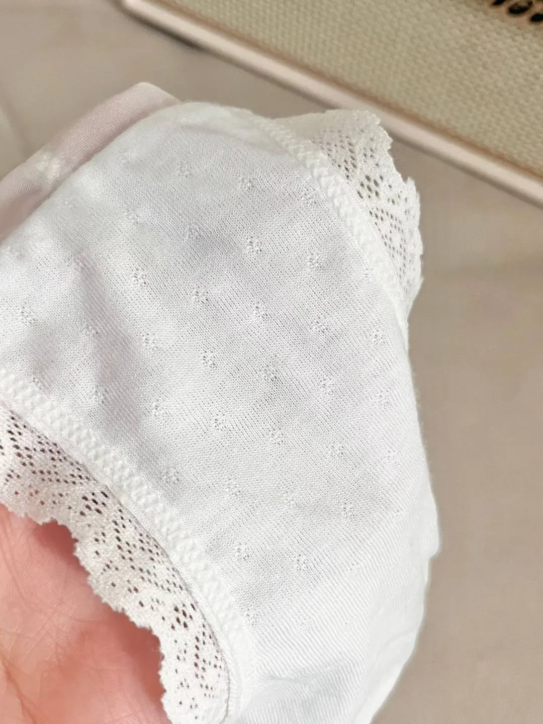 正韓蕾絲中腰內褲四件套
