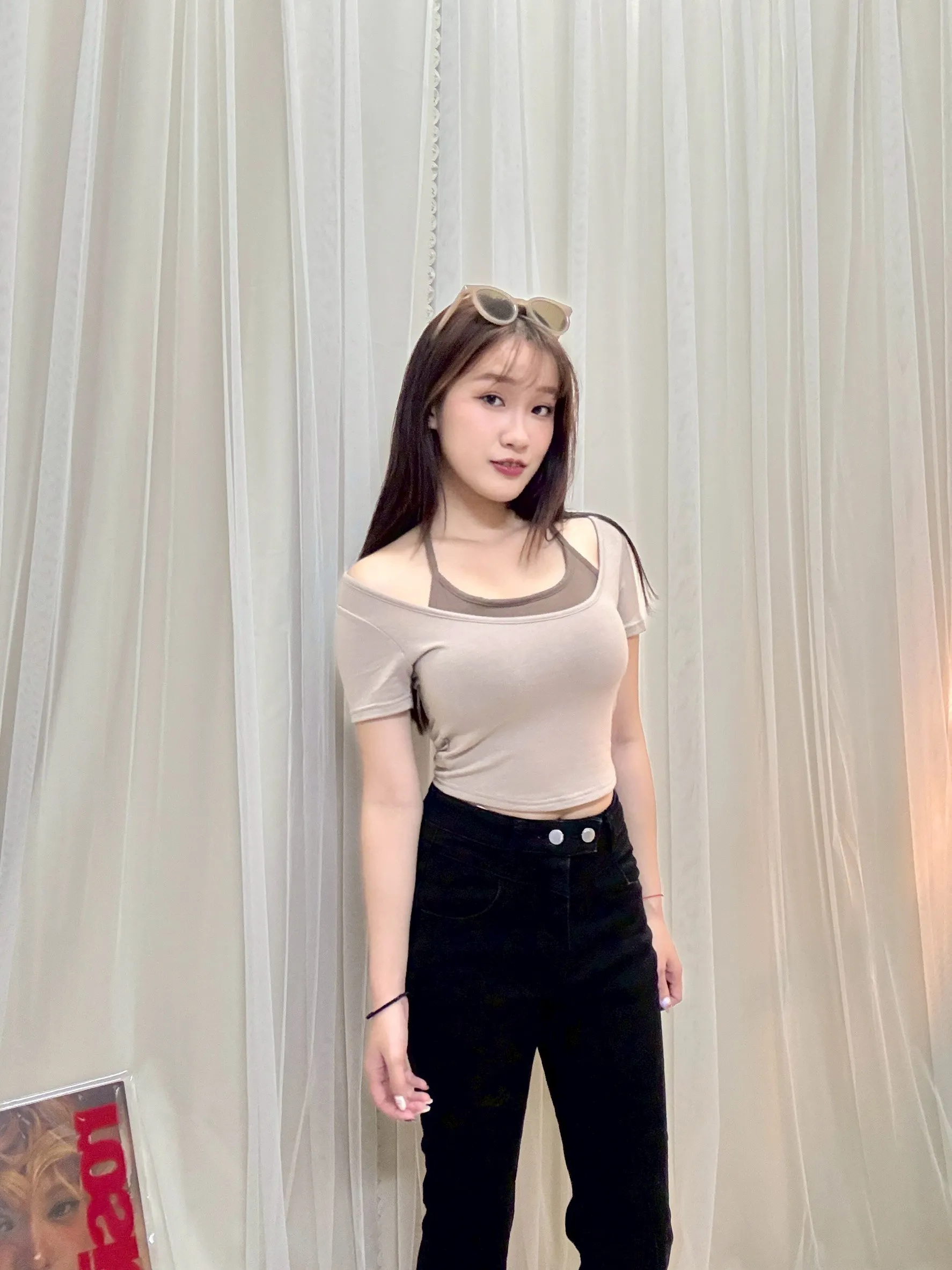 日常必備-假兩件繞脖帶杯上衣