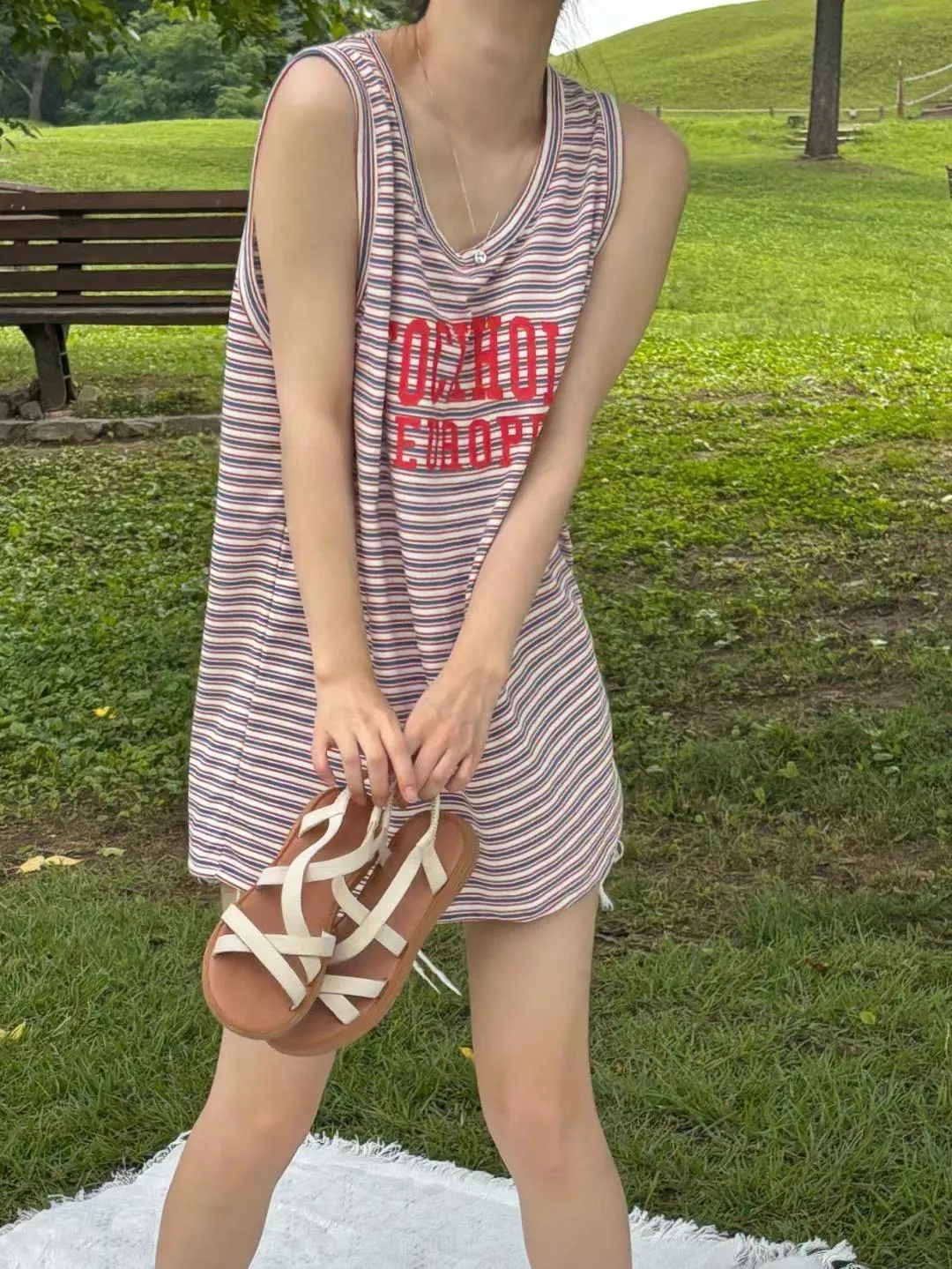 正韓美式配色字母條紋背心