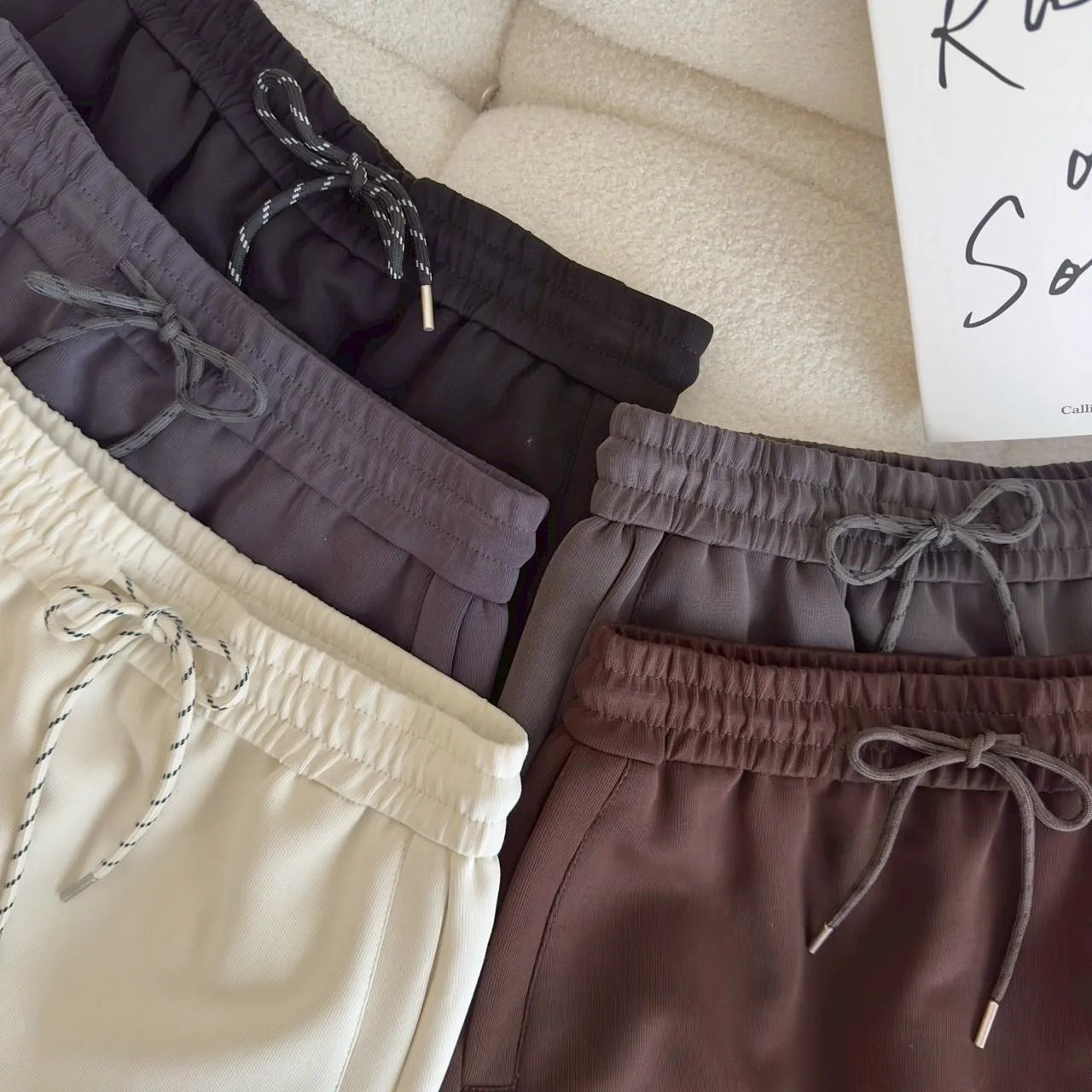 砂洗銅銨抽繩短裙 (內有安全褲)