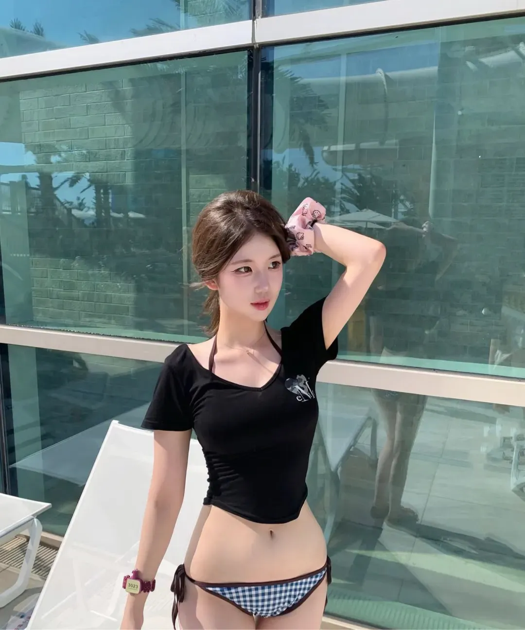 【預購】 MUCENT VAINT HEART CAMO V-NECK HALF T  迷彩 愛心 下圓弧修身上衣