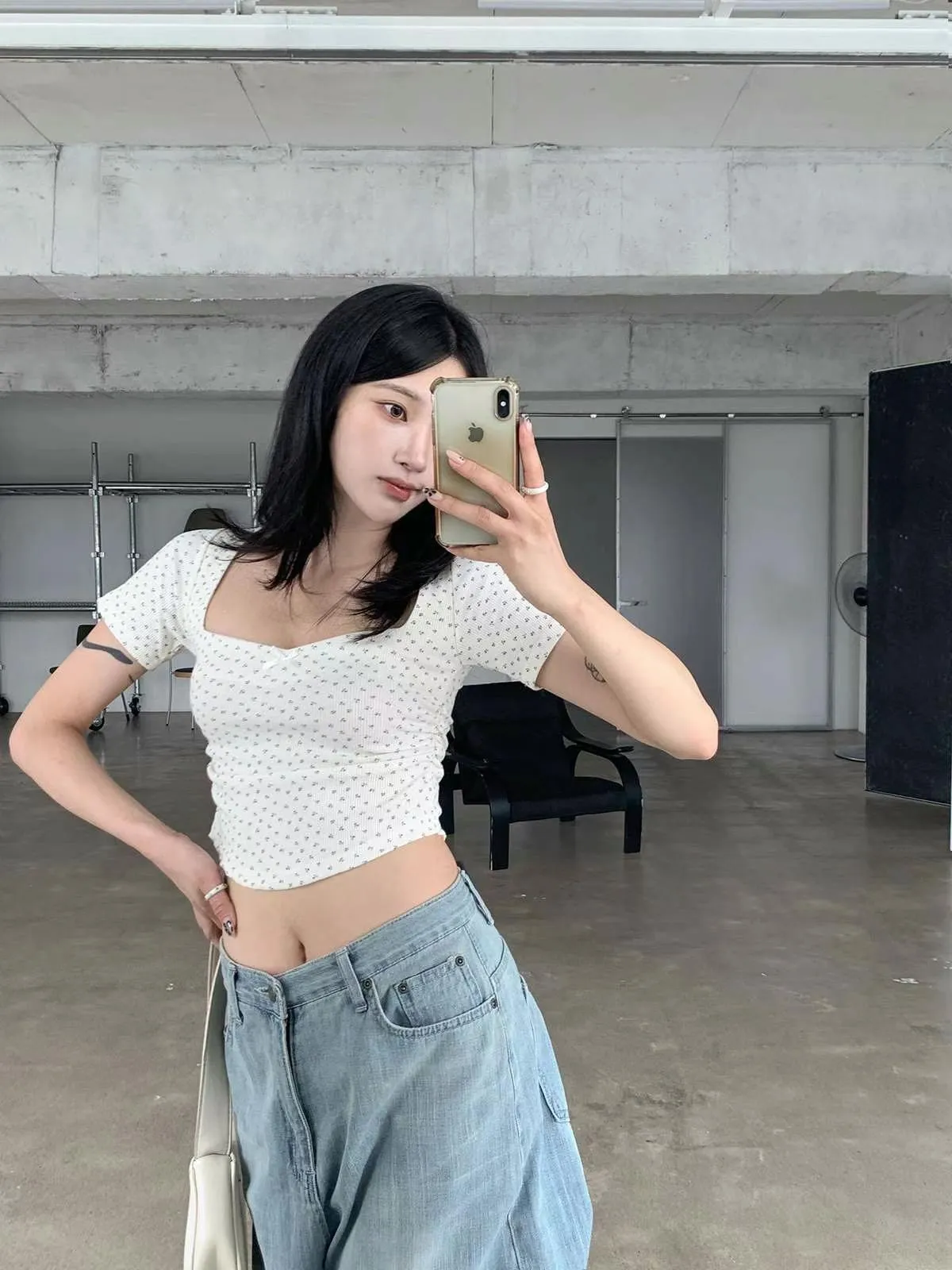 正韓 小碎花側邊縮腰上衣