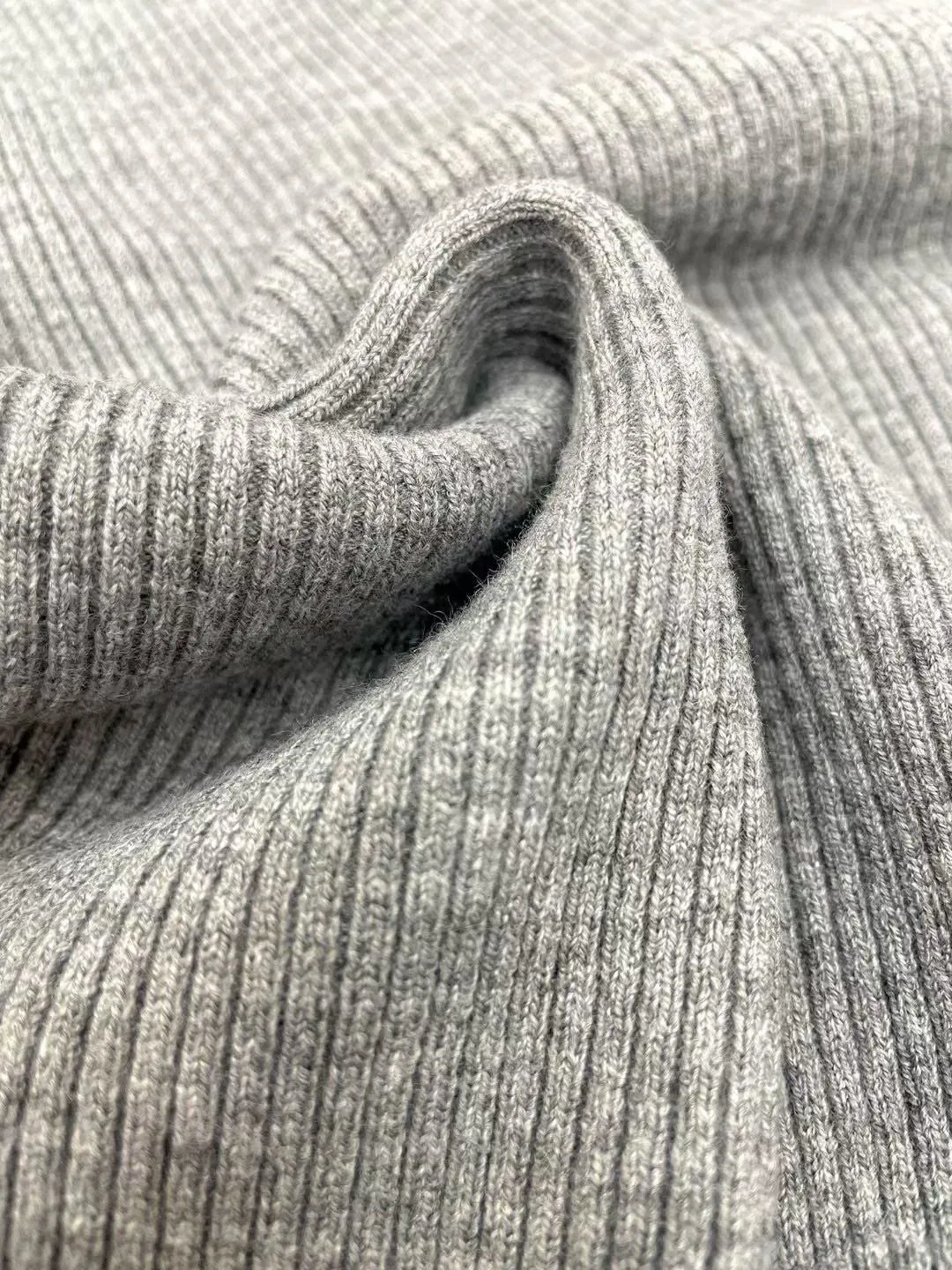 正韓直紋針織包臀裙