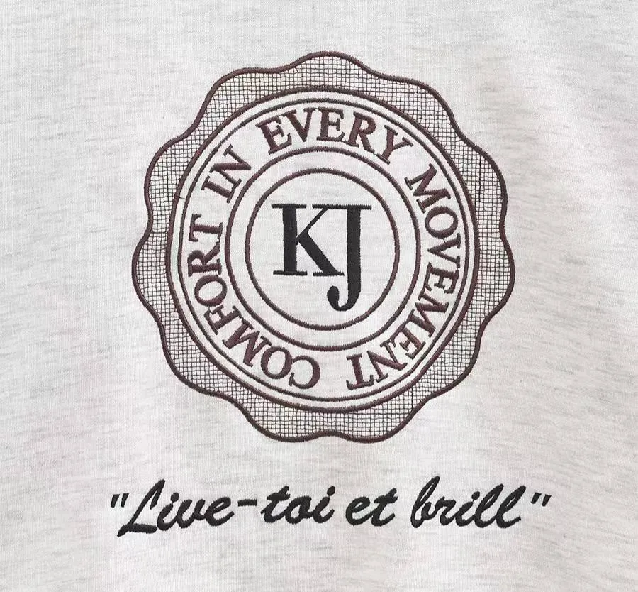 正韓自訂刺繡英字大學T