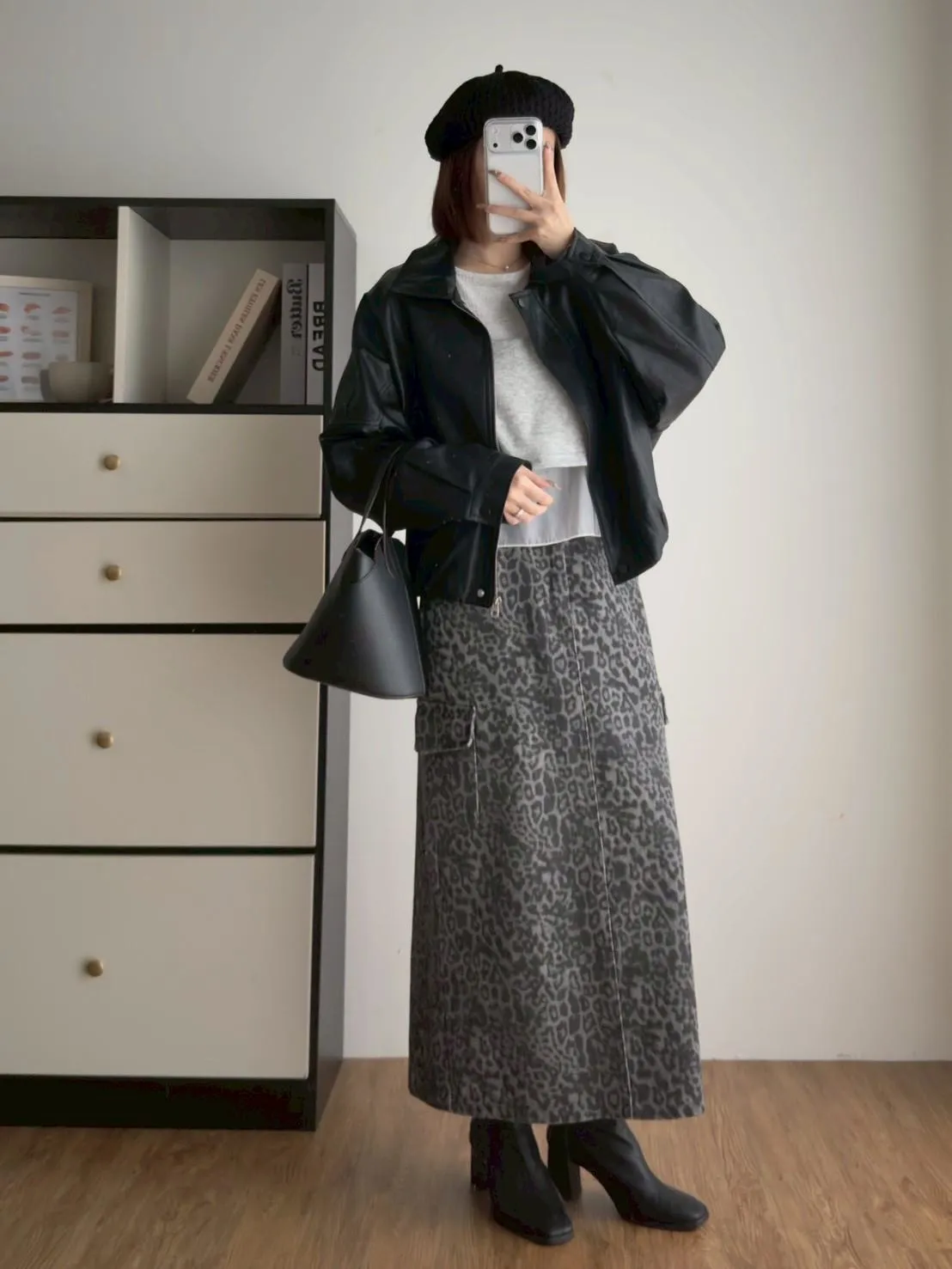 細肩V領兩件式上衣