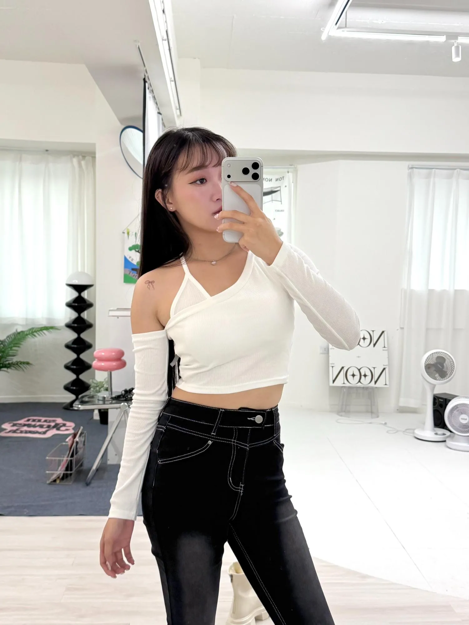 假兩件內胸墊繞脖綁帶上衣