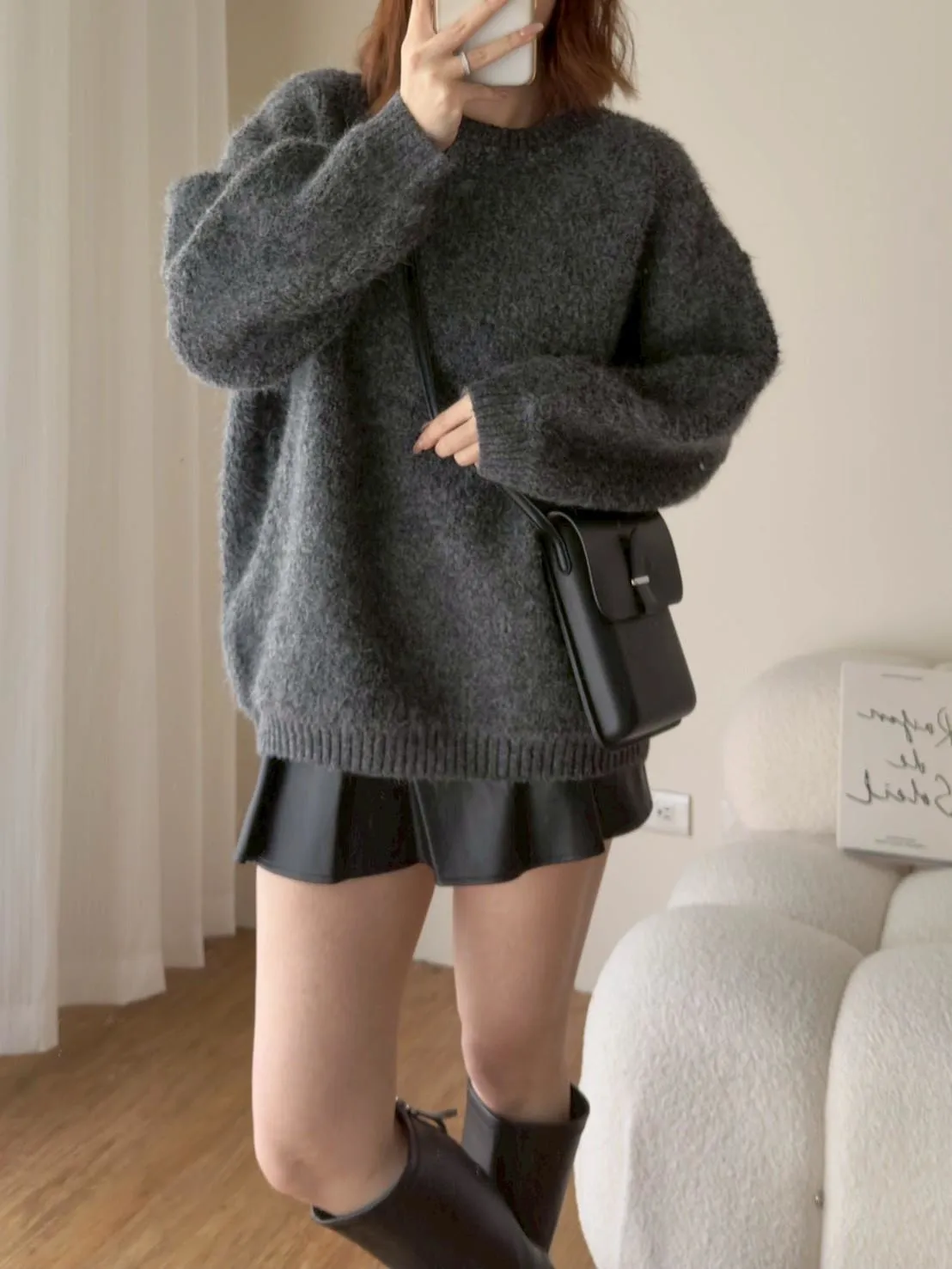 大版圓領顆粒馬海毛毛衣