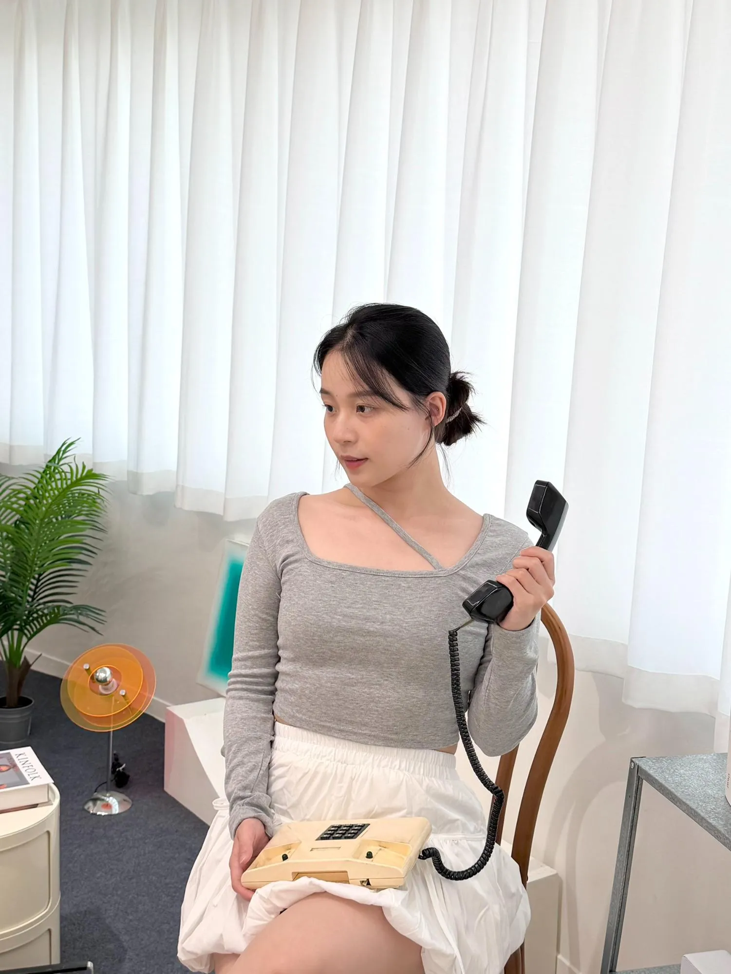 正韓方領斜領短版上衣