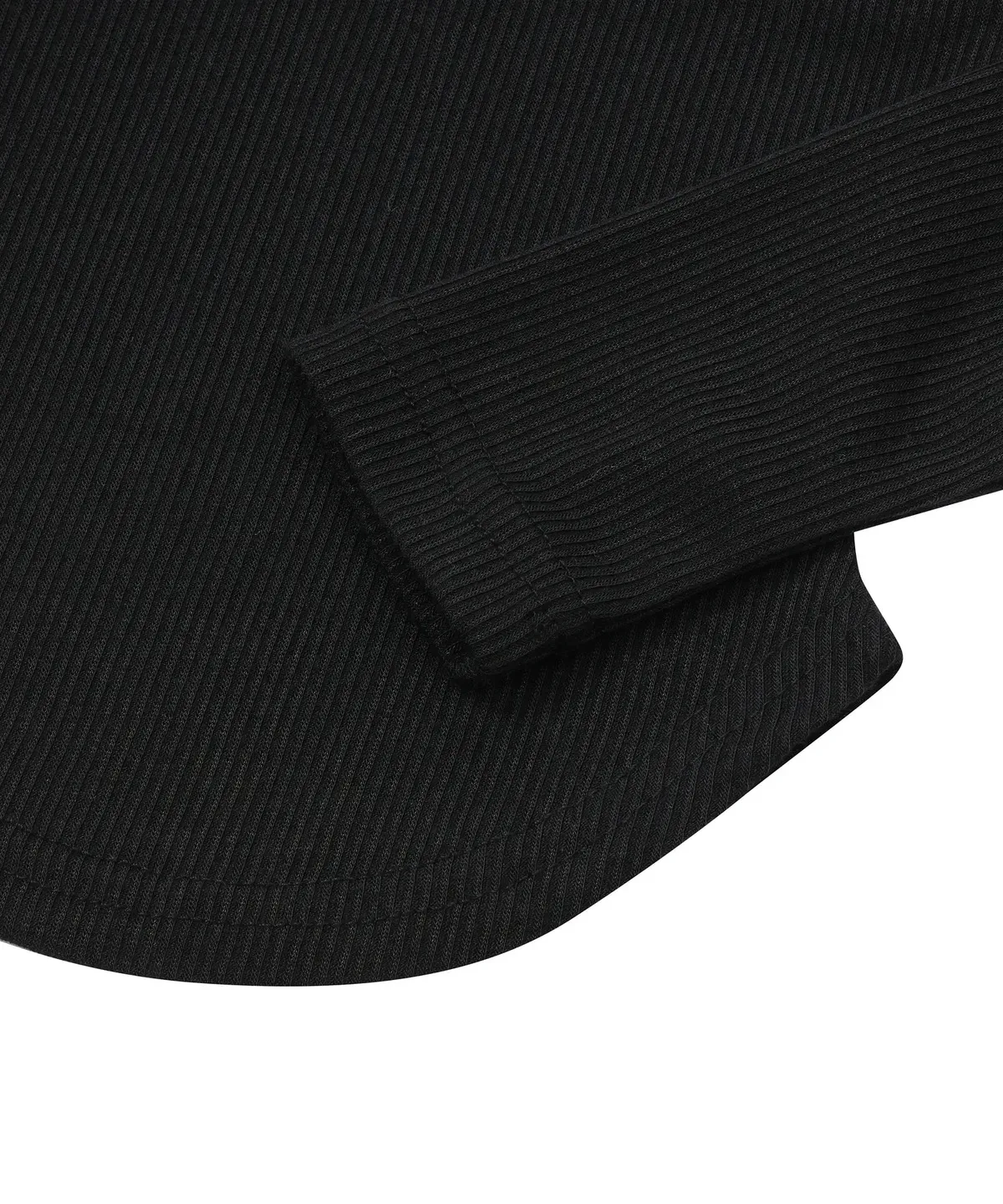 【預購】 MUCENT ANIV U-NECK SLIM FIT LONG SLEEVE T 排扣 素面 下圓弧 修身上衣