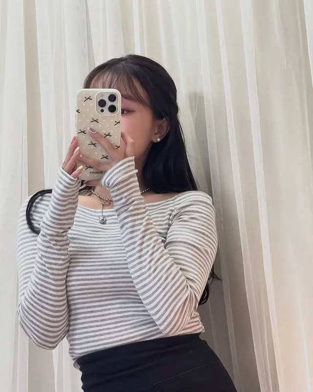 正韓條紋一字領踢恤