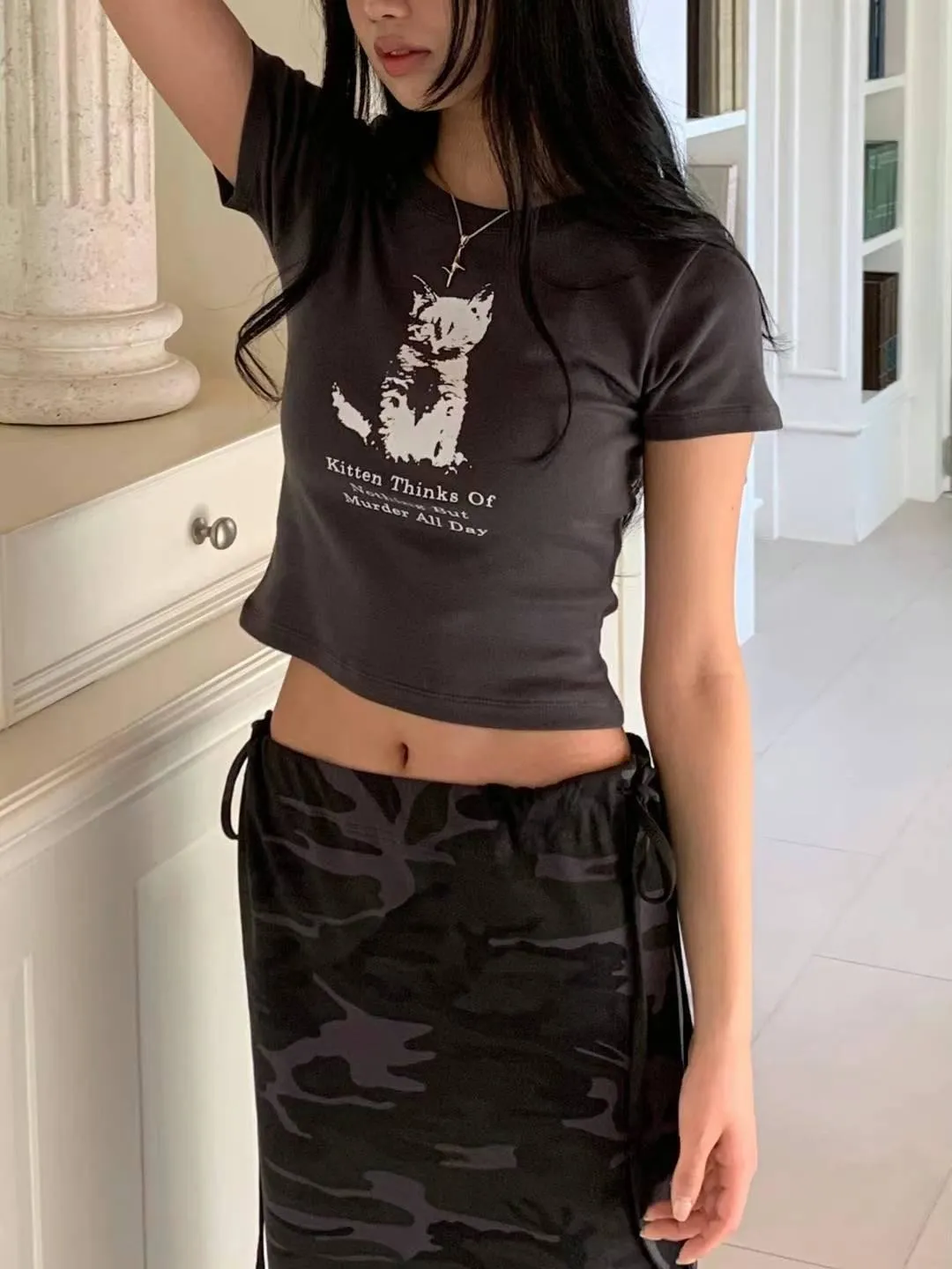 正韓陰影貓咪修身短袖上衣