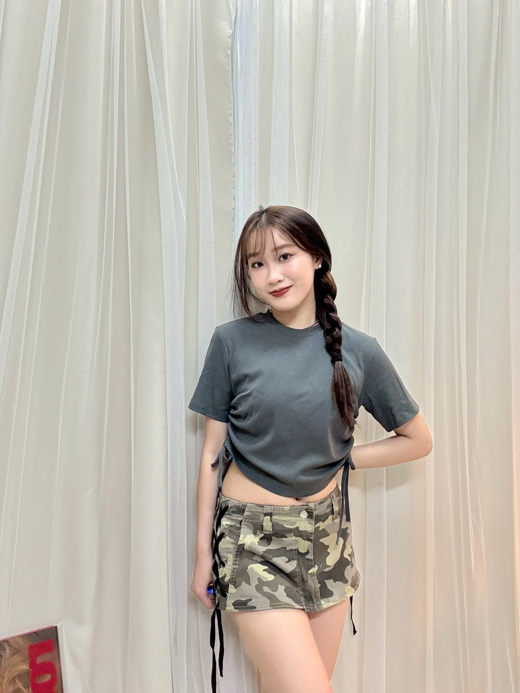 美式辣妹-低腰側綁繩迷彩短褲裙