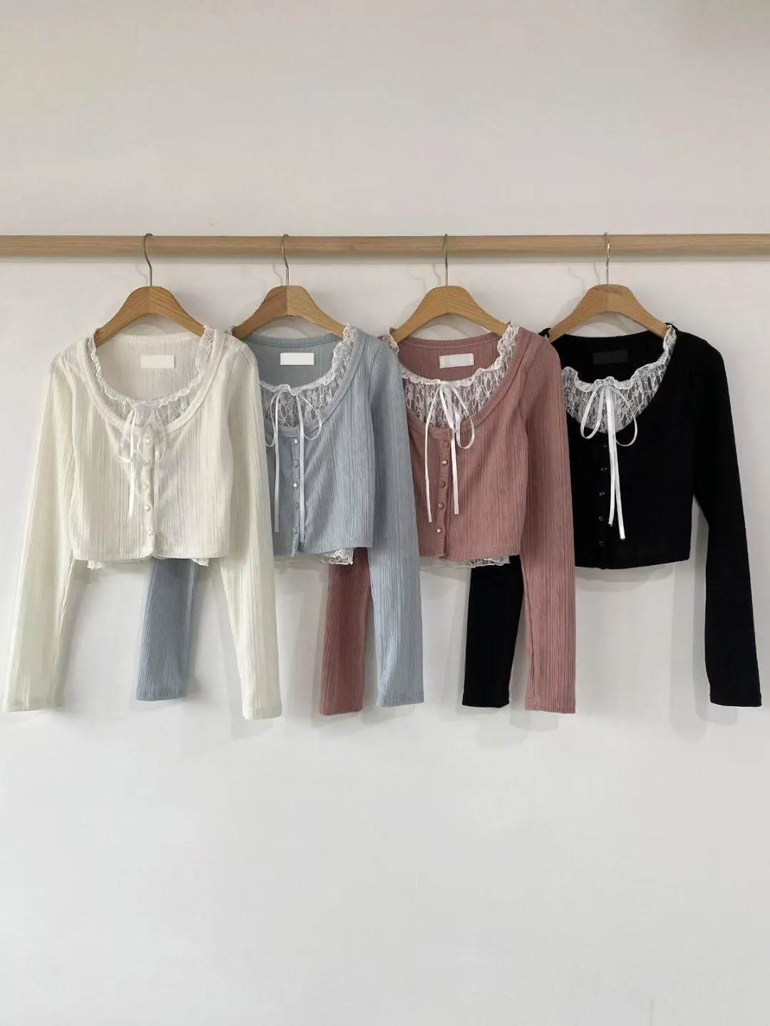 正韓蕾絲針織假兩件上衣