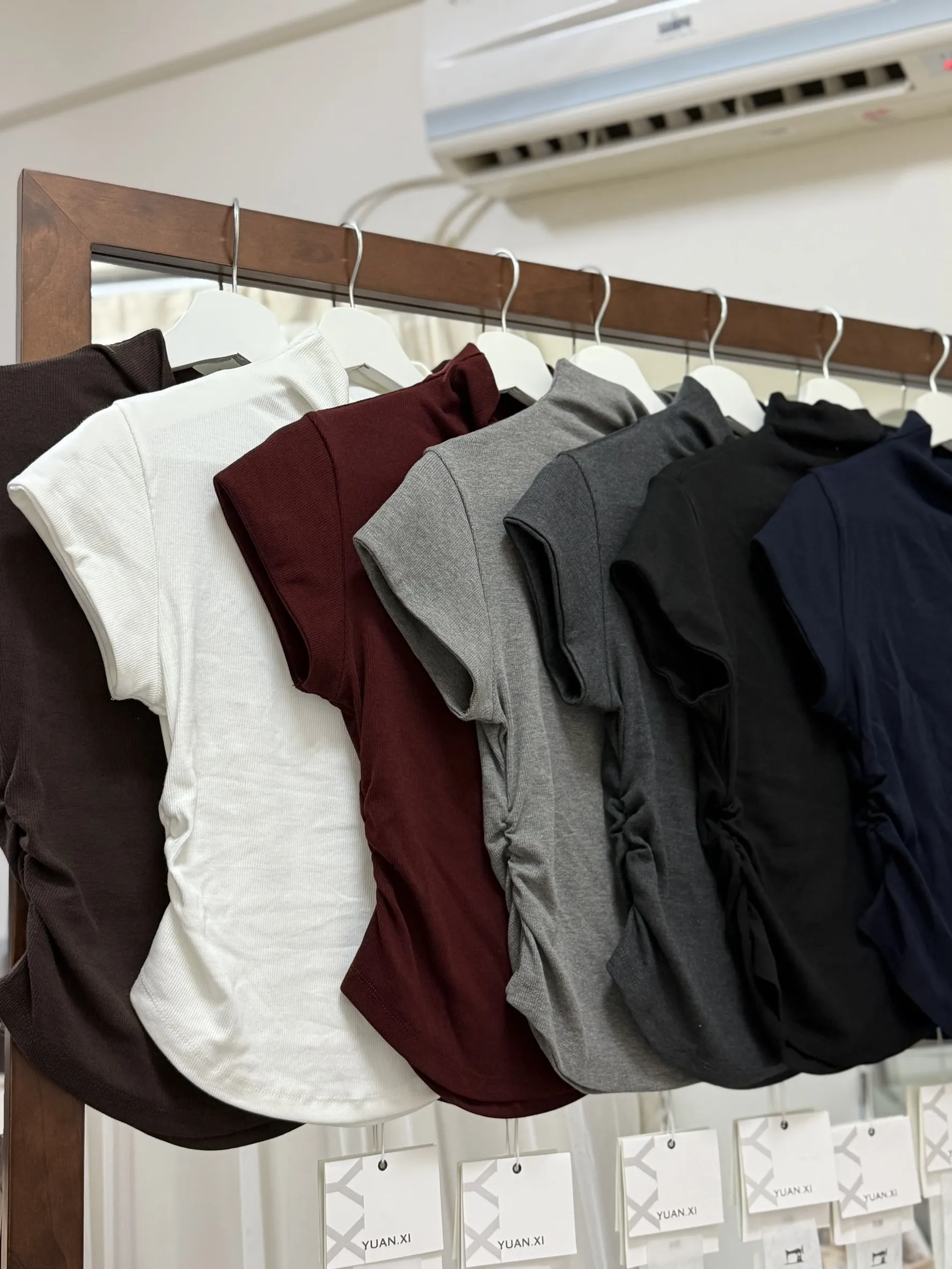 半高領超美體態短袖T