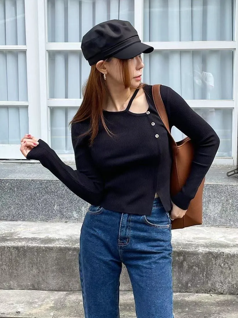 正韓直紋不規則鏤空排釦上衣