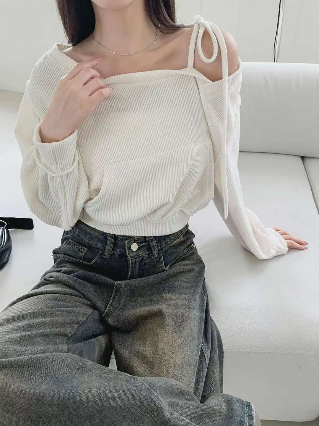 正韓露肩休閒大口袋上衣