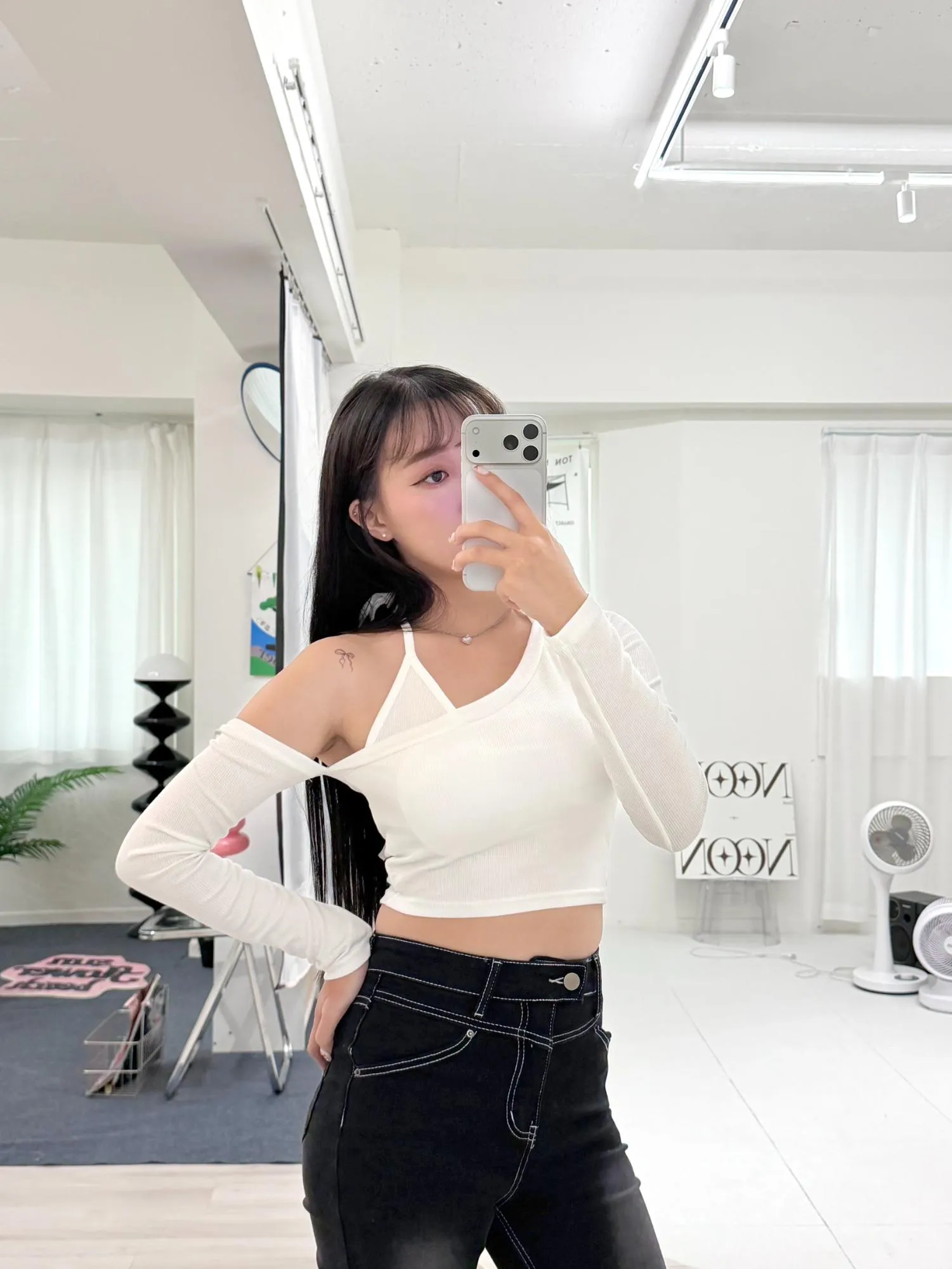 假兩件內胸墊繞脖綁帶上衣