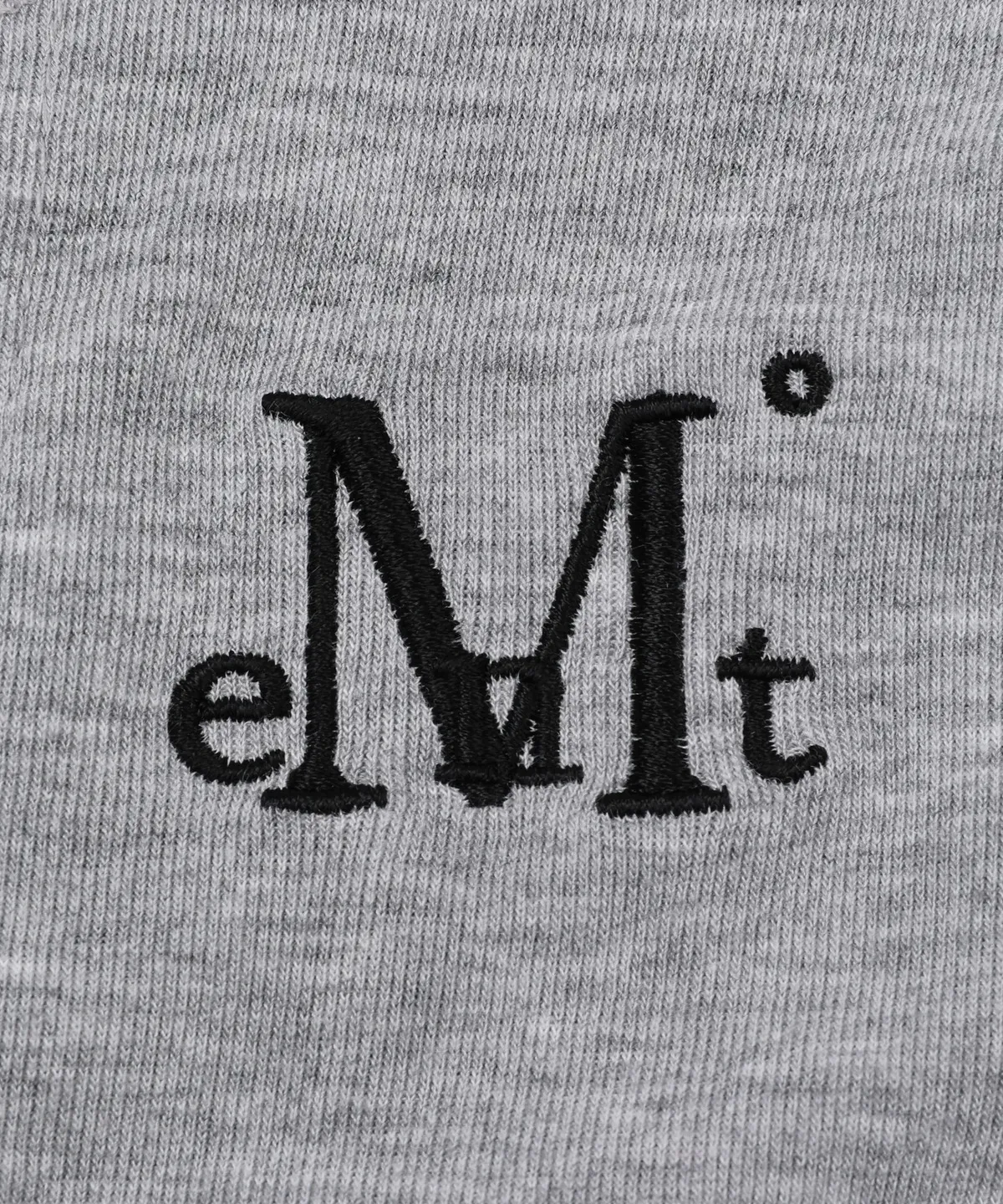  【預購】 MUCENT SARON EYELET LACE-UP SLIM FIT HALF T 前交叉 綁帶上衣