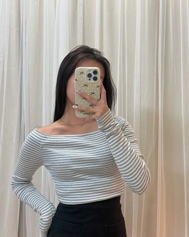 正韓條紋一字領修身上衣