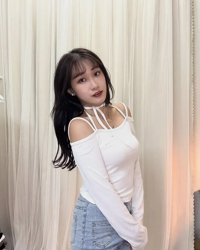 正韓芭蕾風格掛脖踢恤