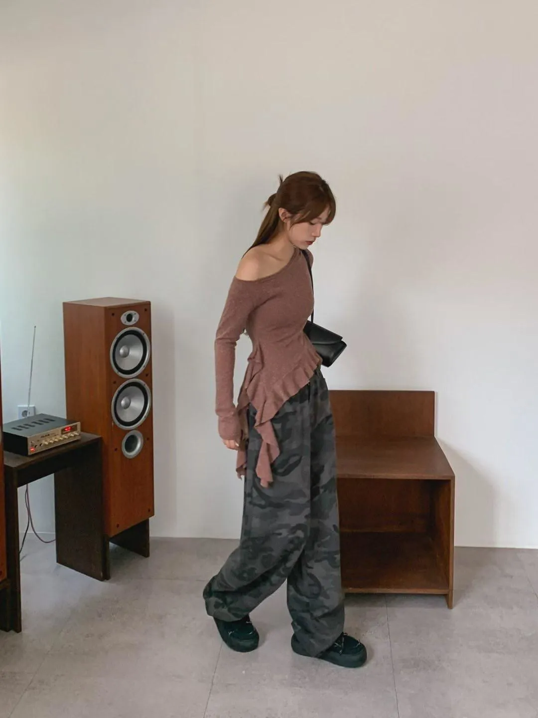 正韓荷葉邊針織上衣