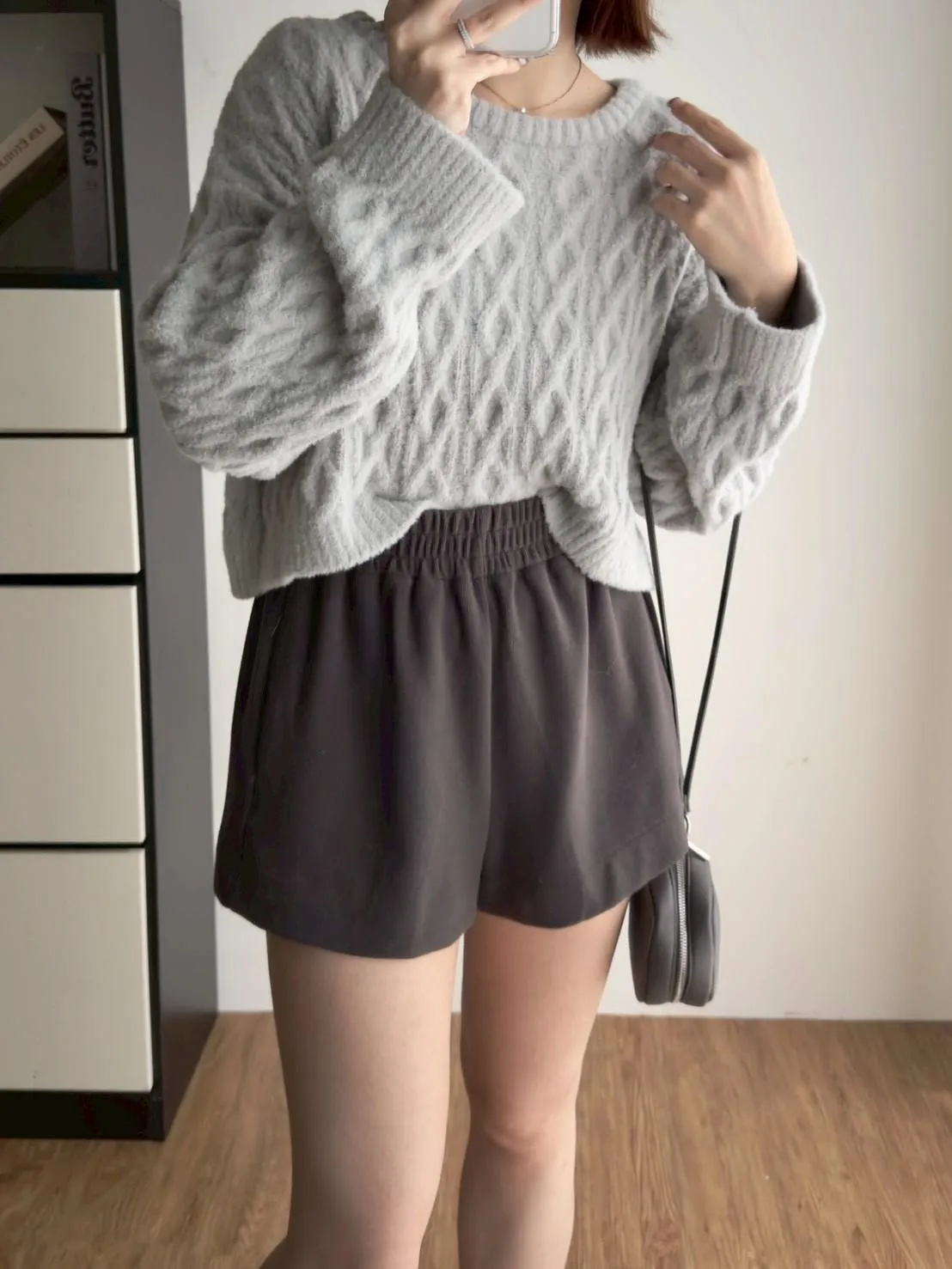 菱格奶糯糯毛衣