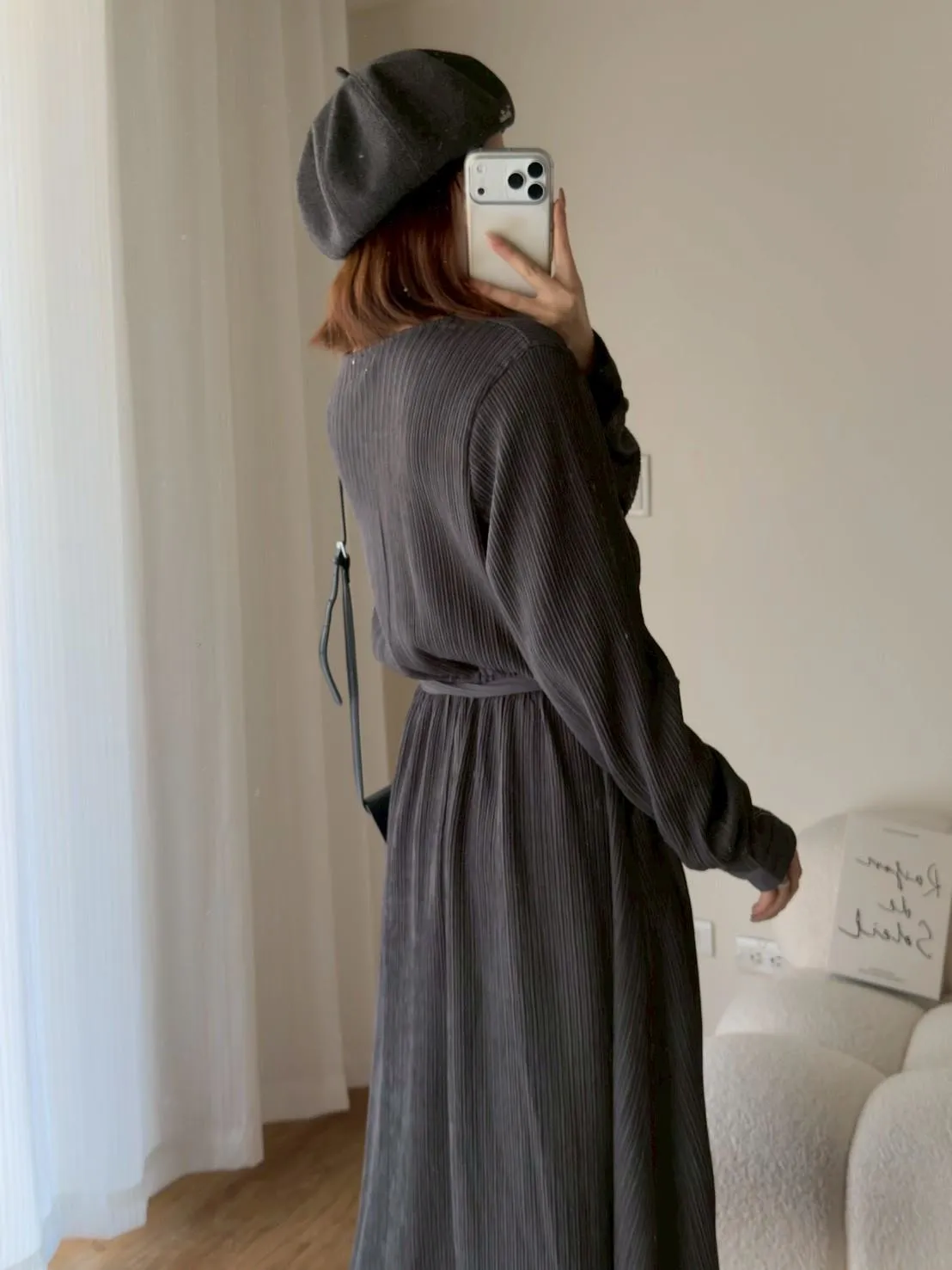 毛料V領排釦綁帶洋裝