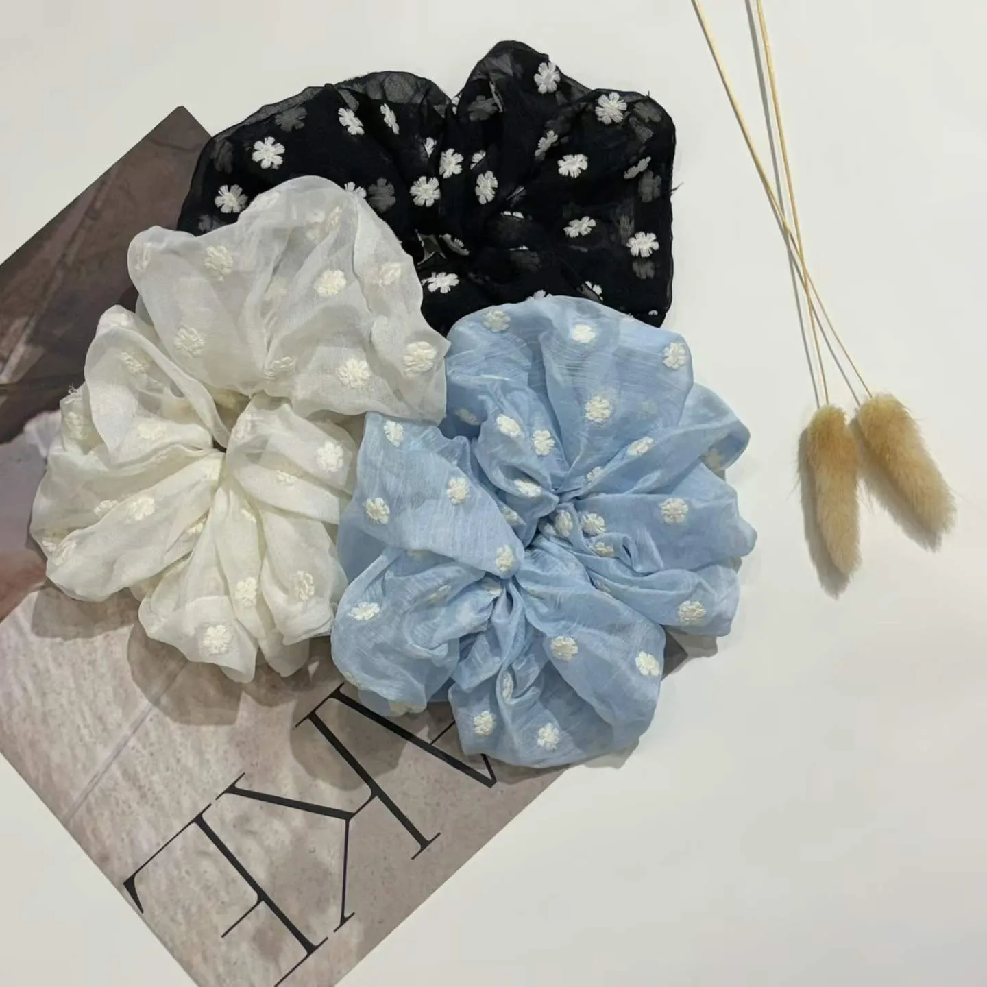正韓刺繡雛菊大腸圈