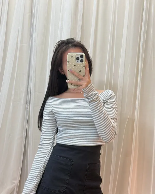 正韓條紋一字領修身上衣