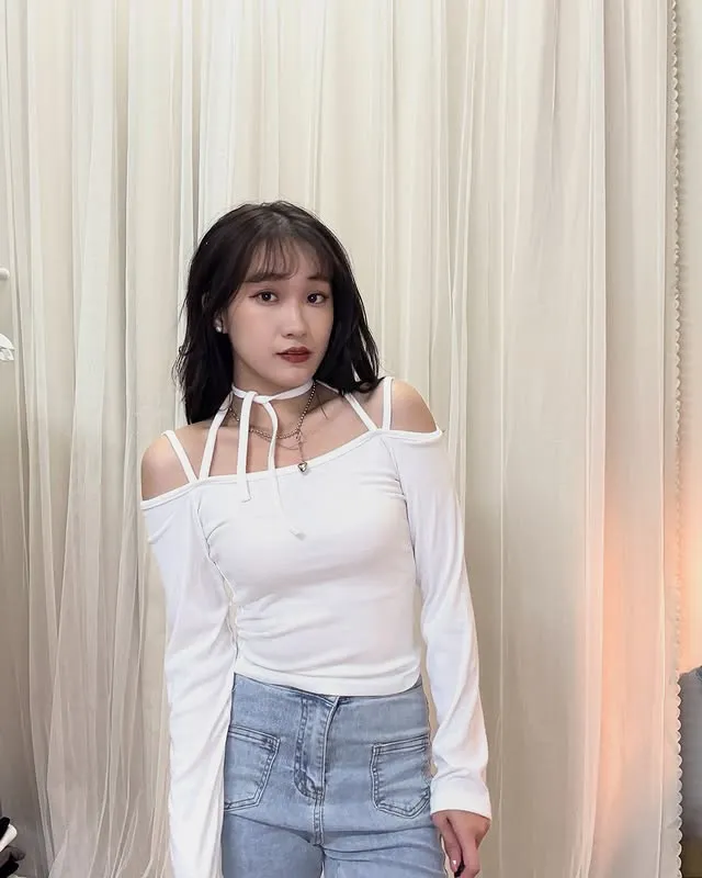 正韓芭蕾風格掛脖踢恤