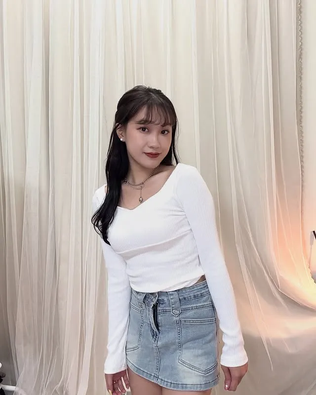 正韓心型領羅紋針織上衣