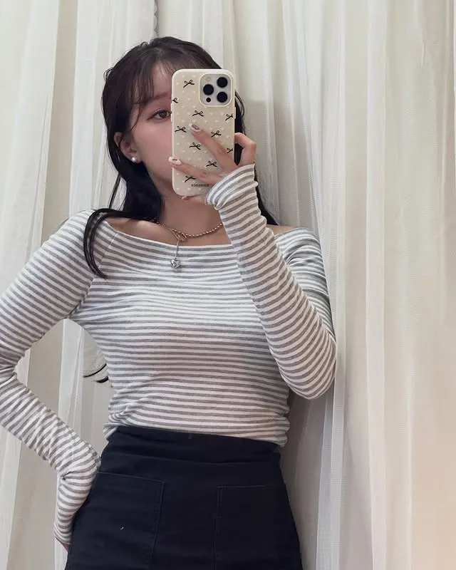 正韓條紋一字領踢恤