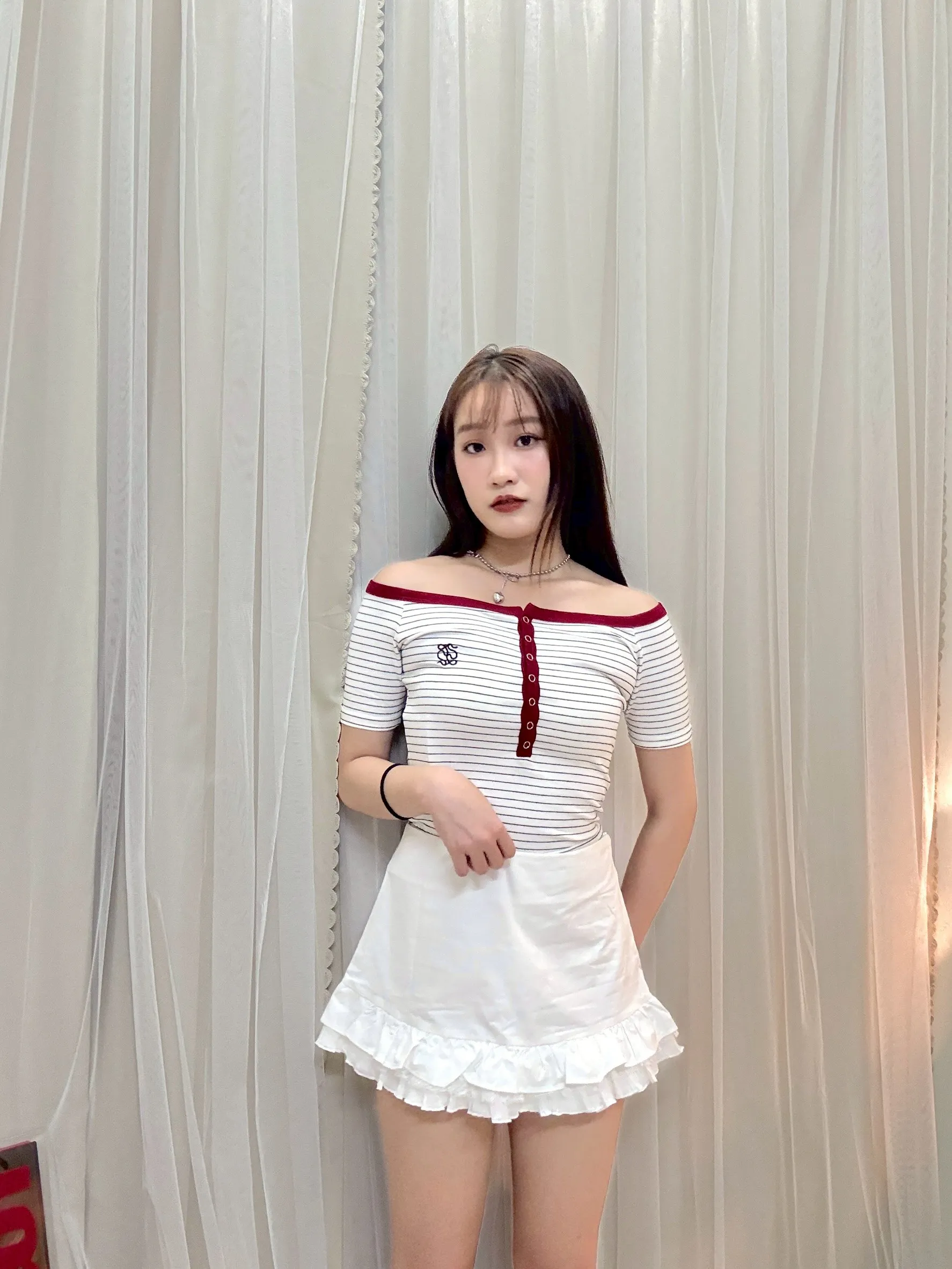 美式復古-復古撞色條紋一字領短T