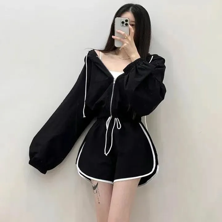 正韓休閒風線條套裝