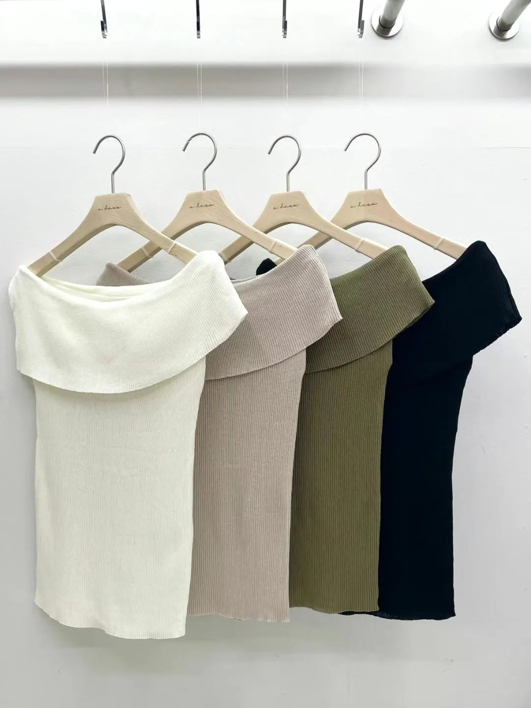 正韓亞麻羅紋針織一字領