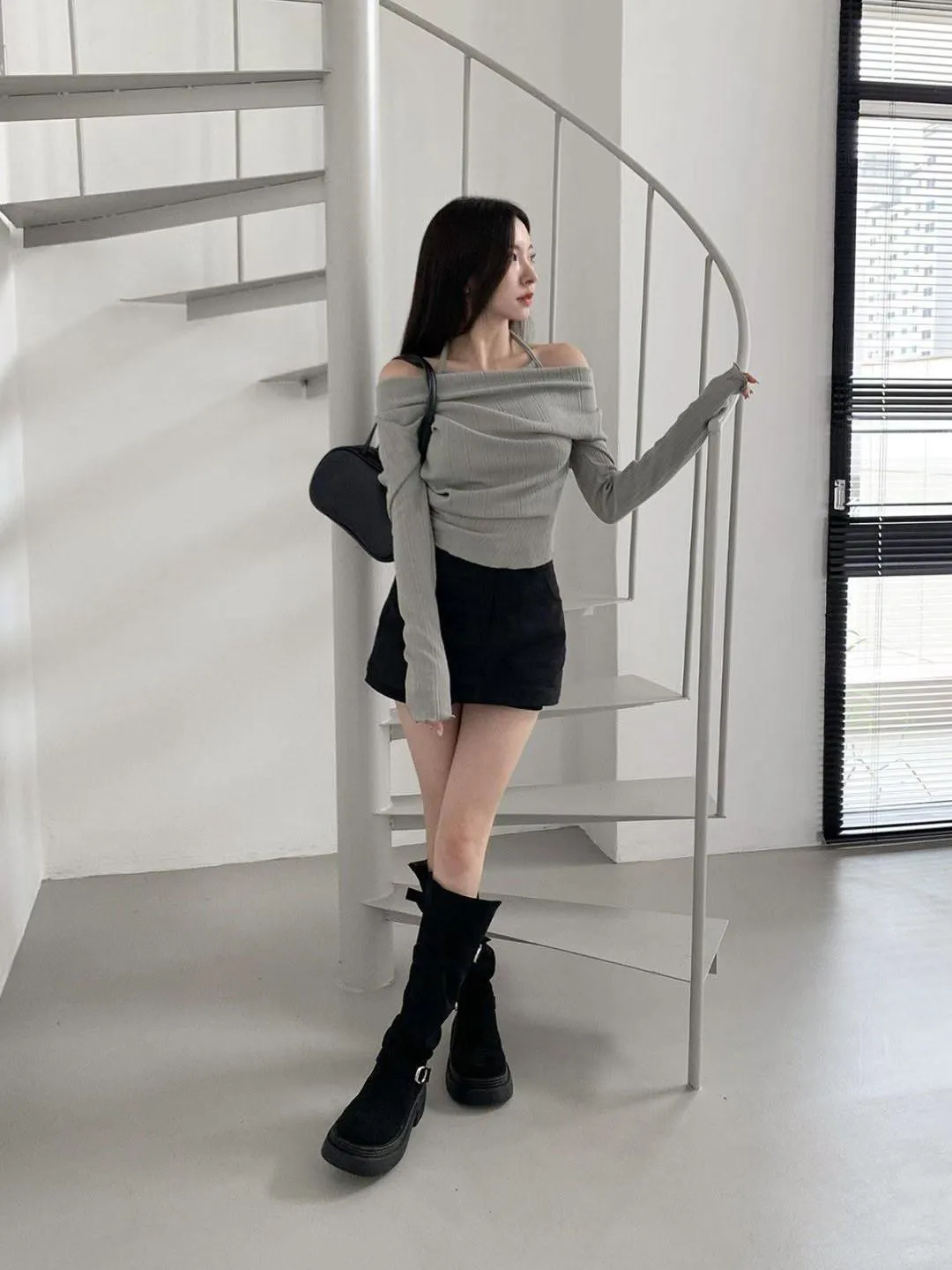 正韓布拉德露肩針織衫