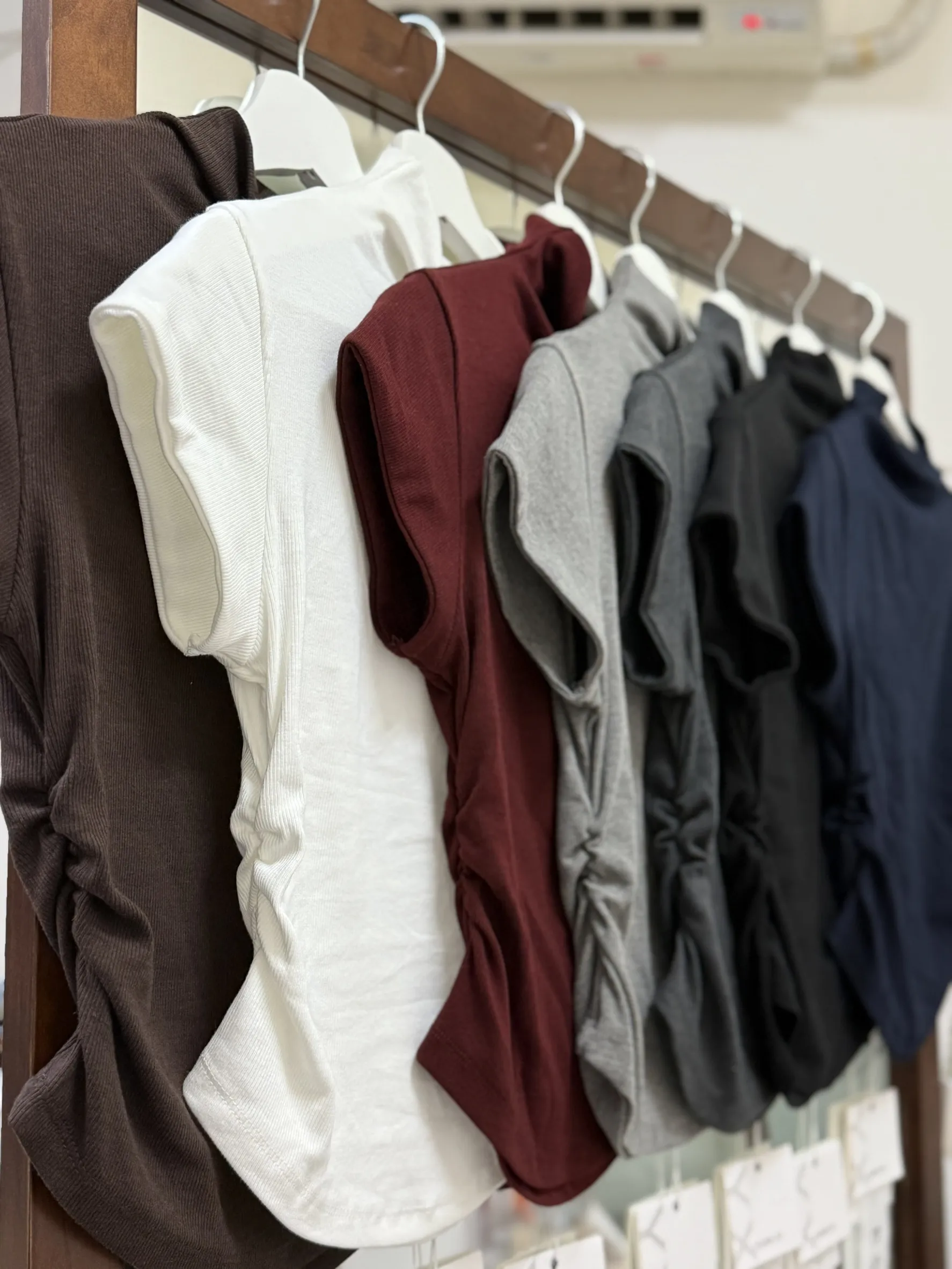 半高領超美體態短袖T