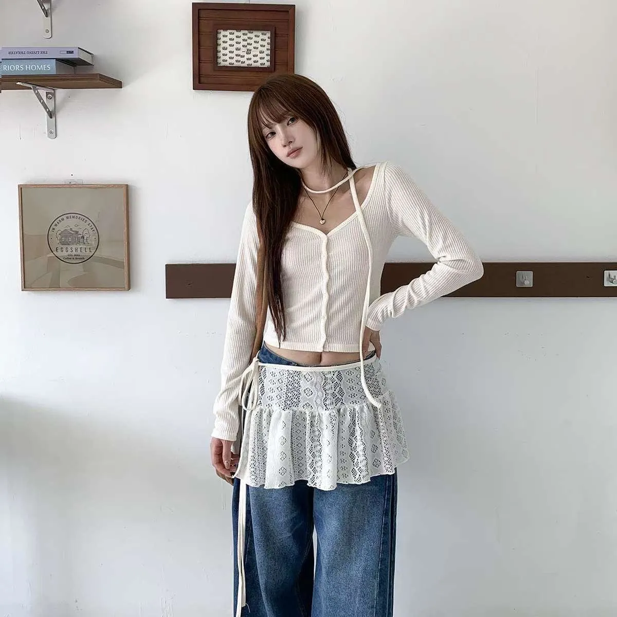 正韓附飄帶鈕扣上衣