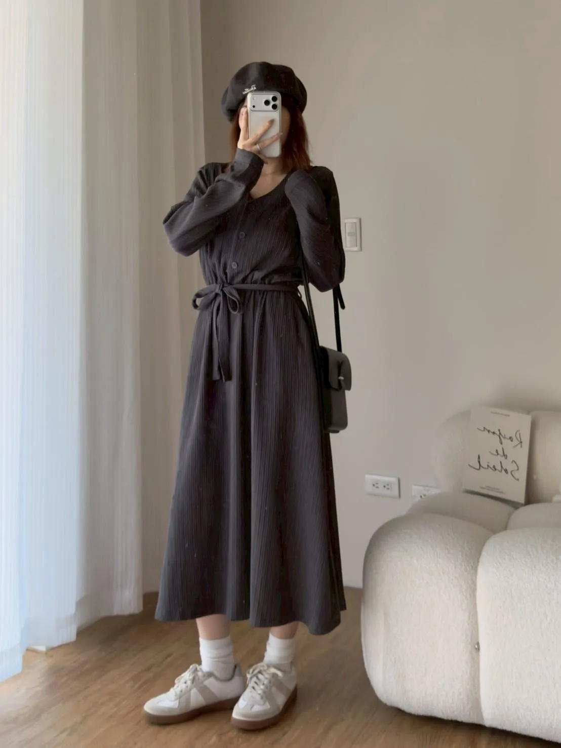 毛料V領排釦綁帶洋裝