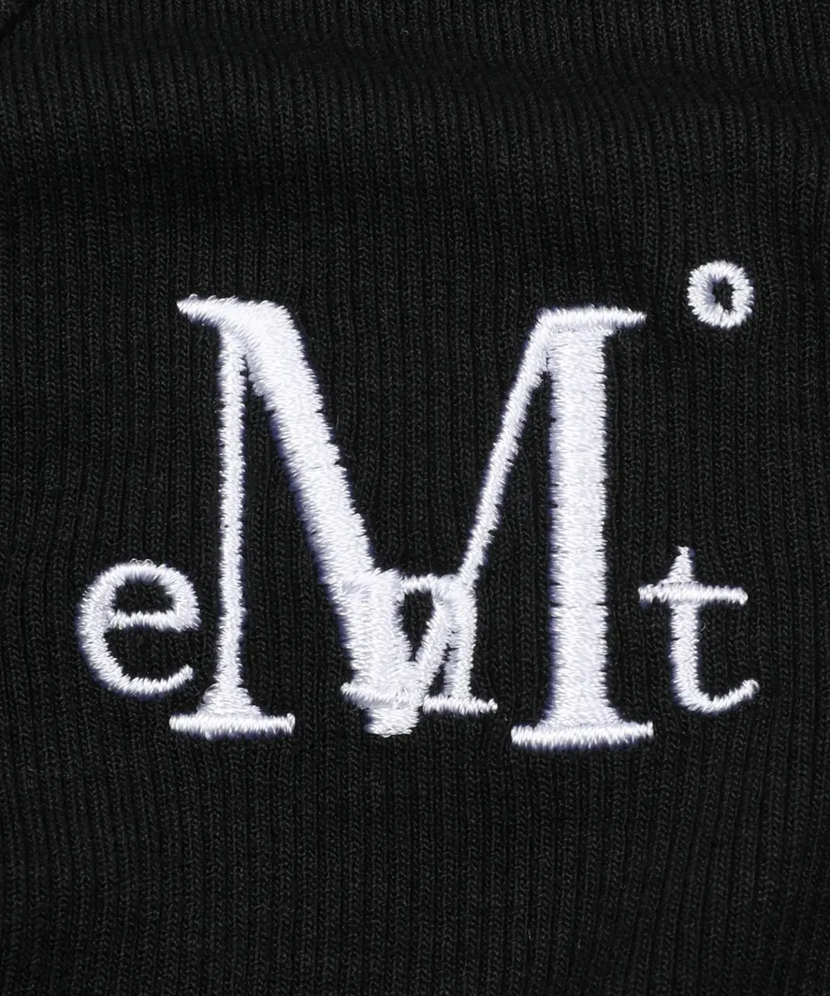 【預購】 MUCENT MERA HALTER NECK CROP SLEEVELESS 前抓皺  排扣 掛脖背心