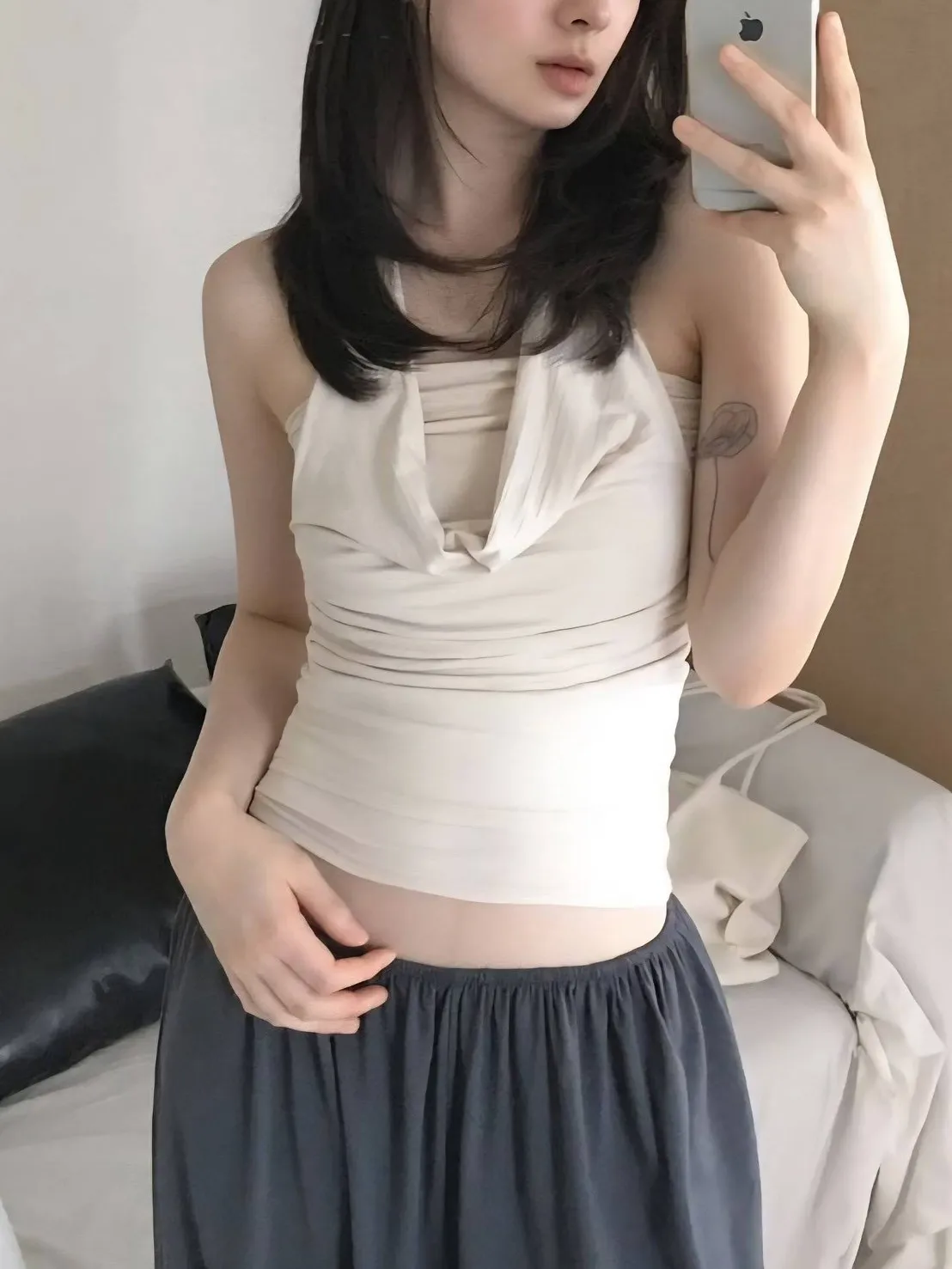 正韓垂墜抹胸上衣