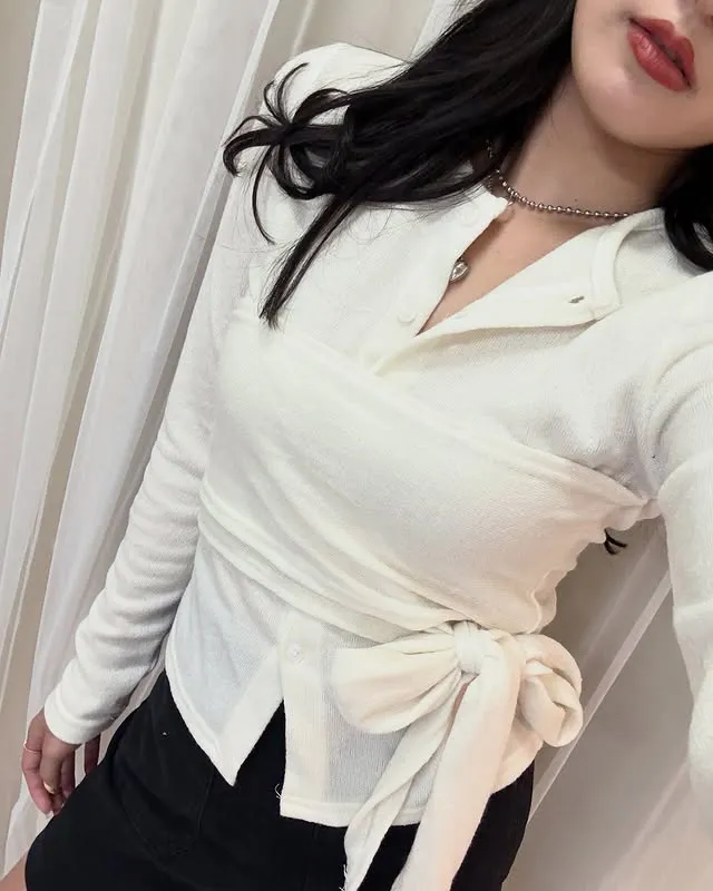 正韓裹身鈕扣緞帶長袖上衣