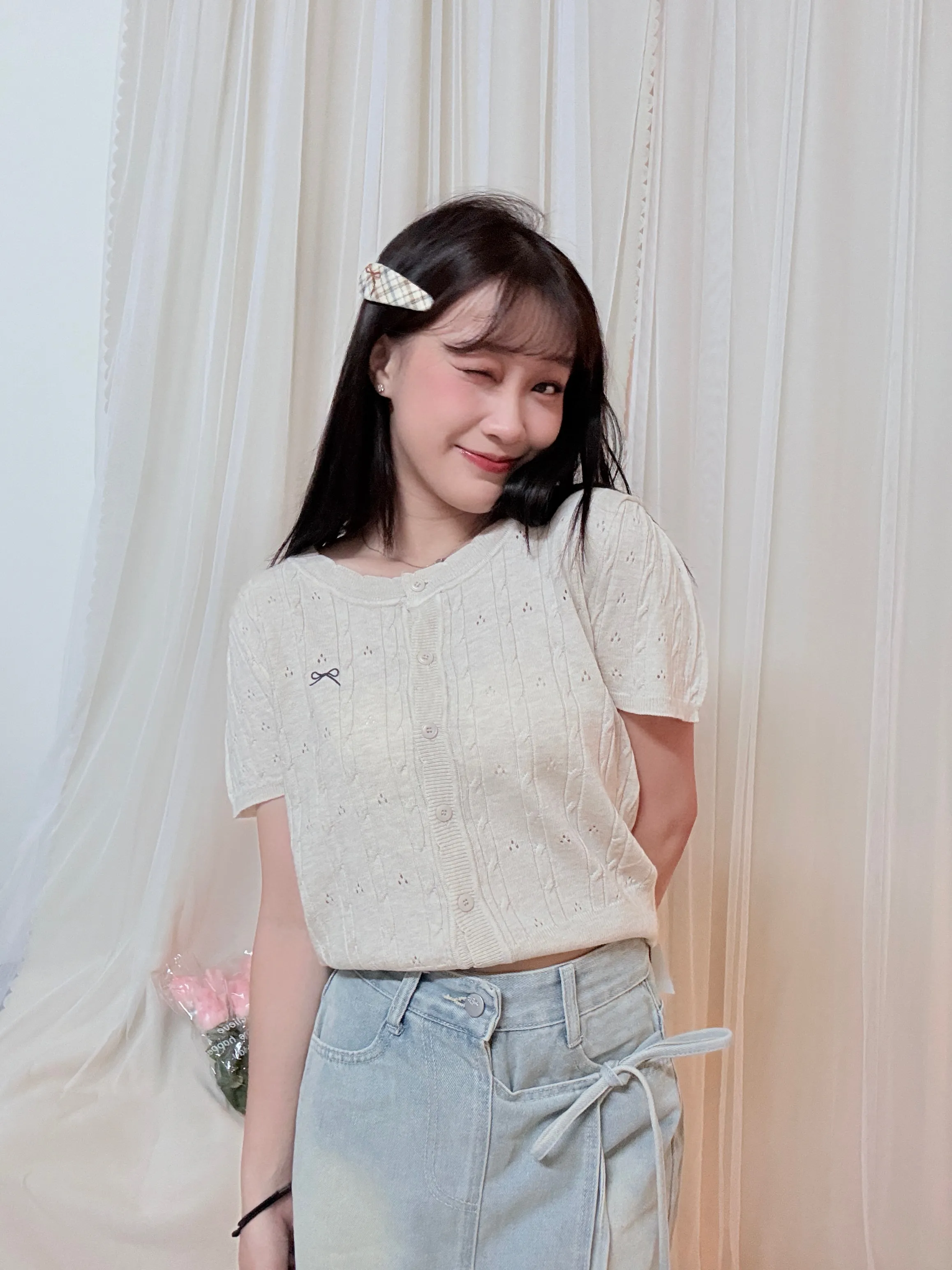 溫柔氣質-韓系鏤空針織蝴蝶結刺繡上衣
