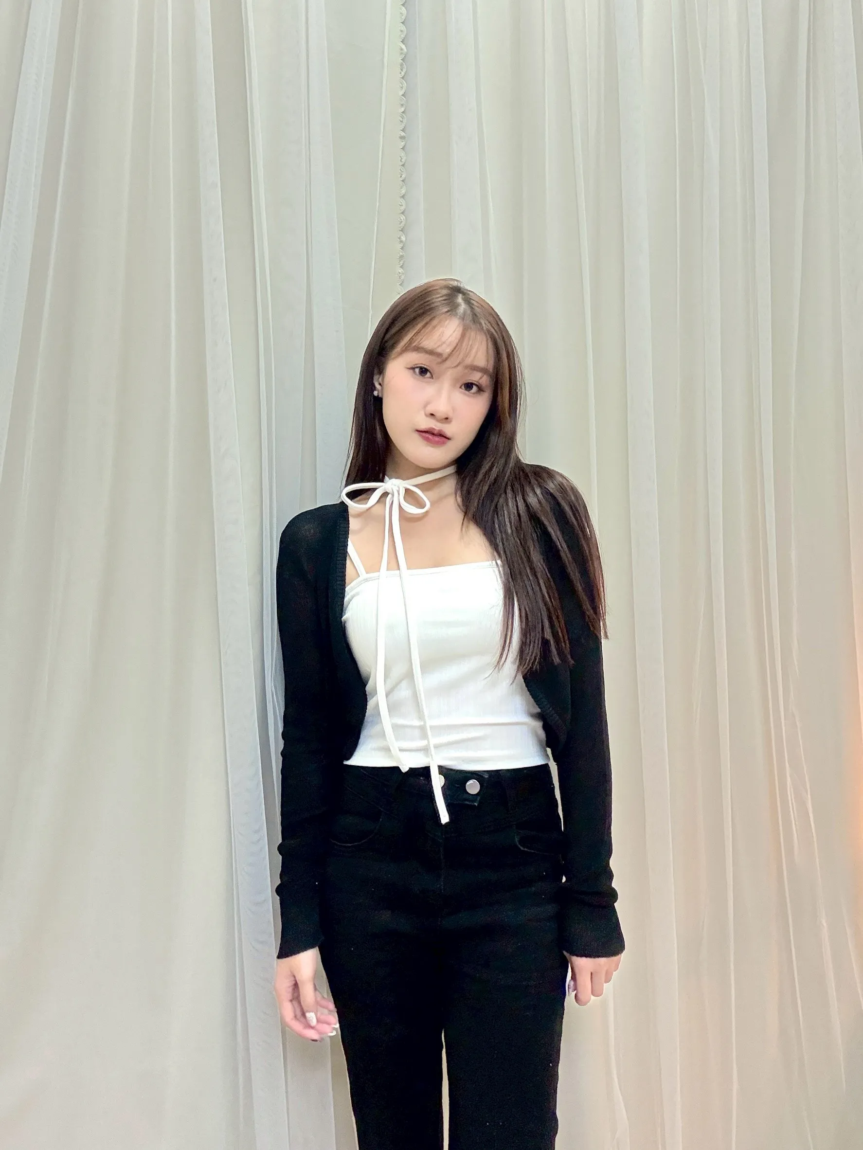 本期必帶-細肩涼感坑紋帶杯小背心附飄帶