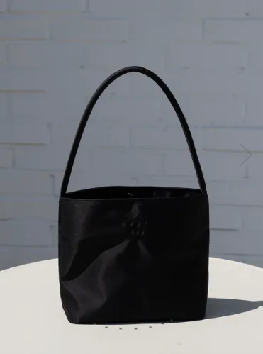 MUCU單肩爆款小包