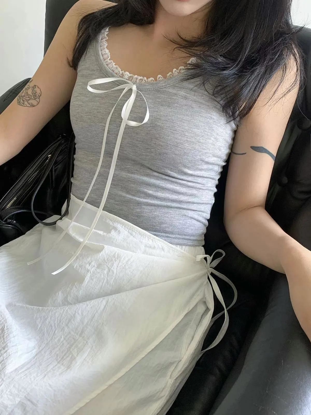 正韓蝴蝶結掛脖小背心